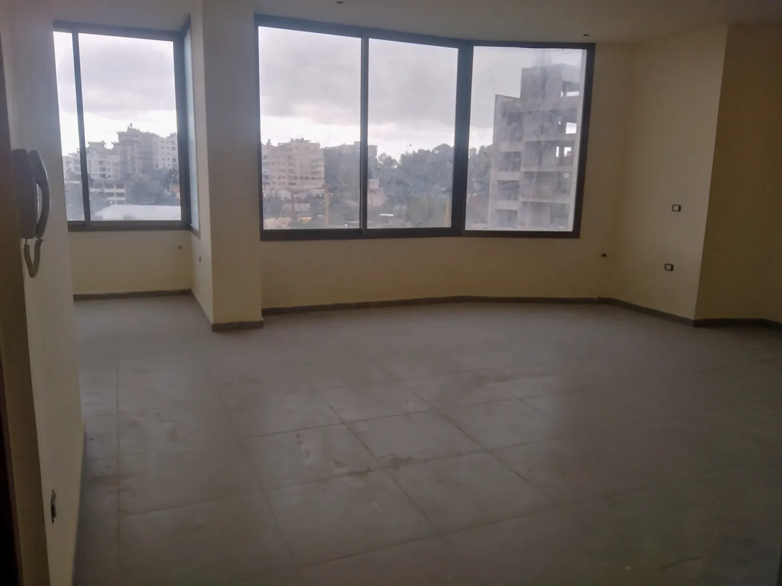 Duplex in Dbayeh, Metn — الصورة 2