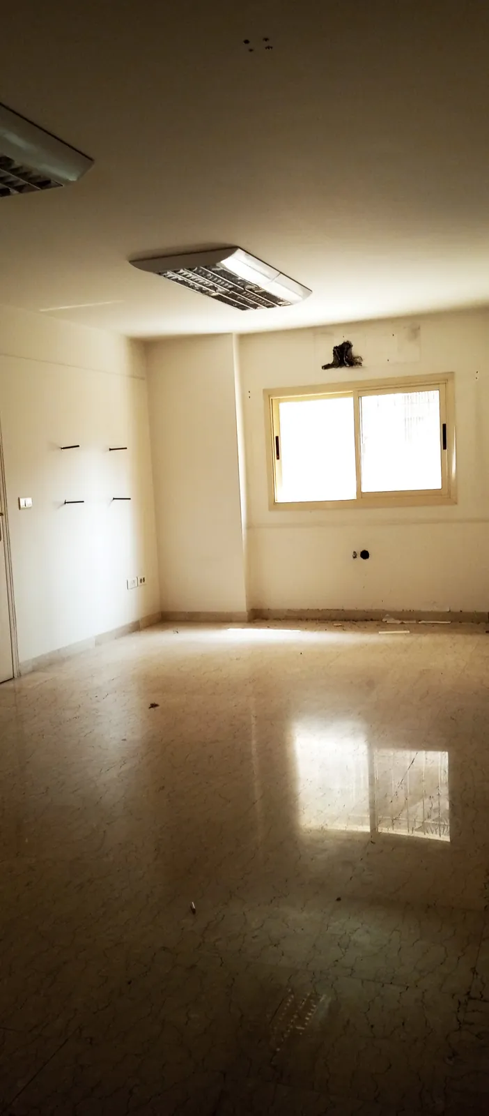 Duplex Shop for Rent in Jdeideh, Metn — الصورة 2