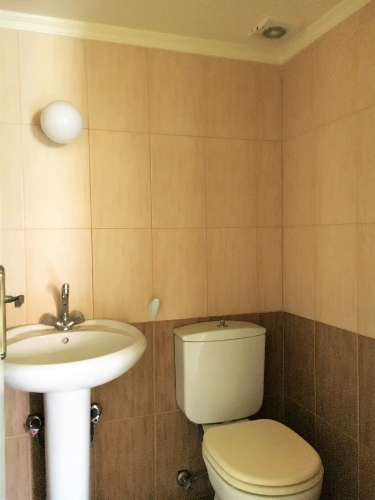 Apartment in Mansourieh, Metn with Partial City and Sea View — الصورة 3