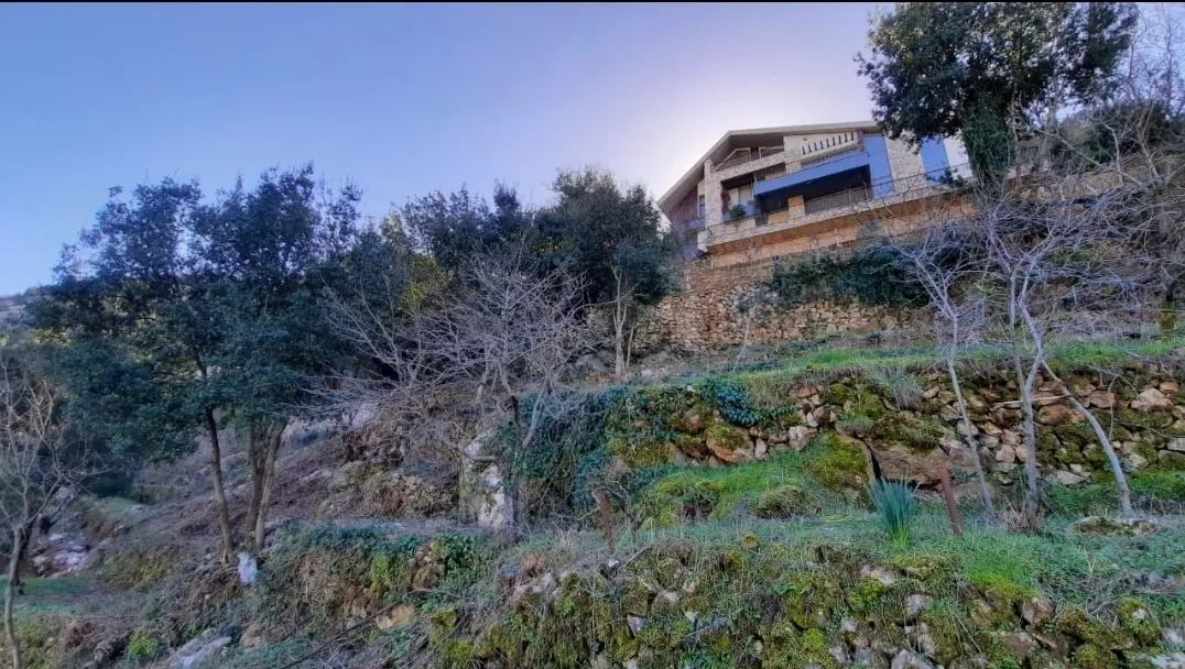 Land in Chahtoul, Keserwan — الصورة 2