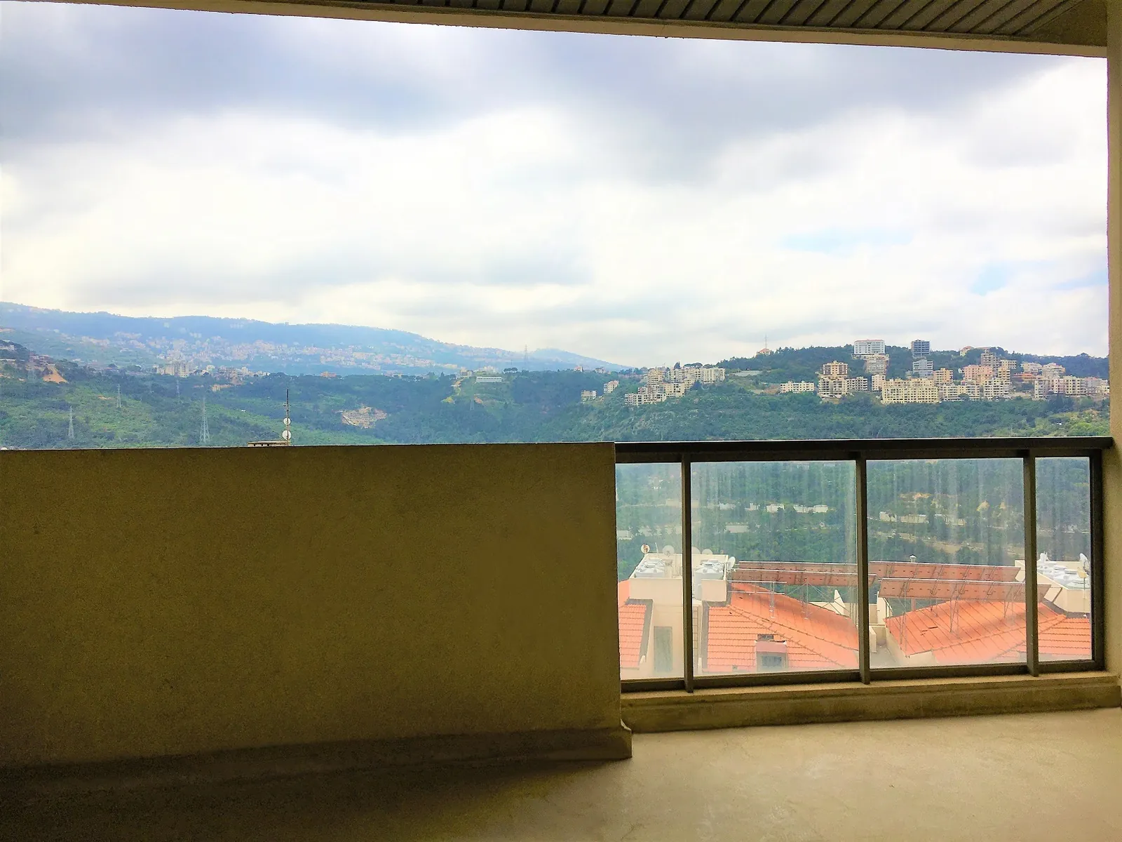 Apartment in Mansourieh, Metn — الصورة 2