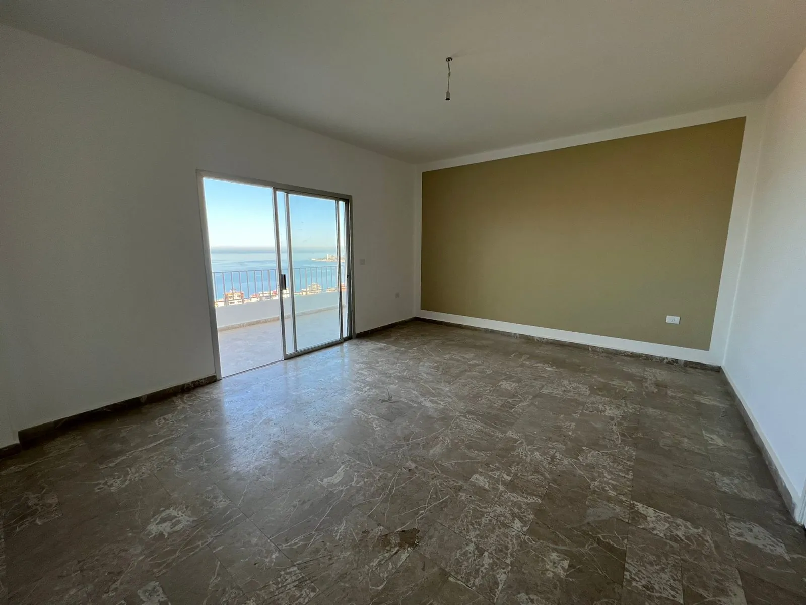 Apartment in Sahel Alma, Keserwan — الصورة 3