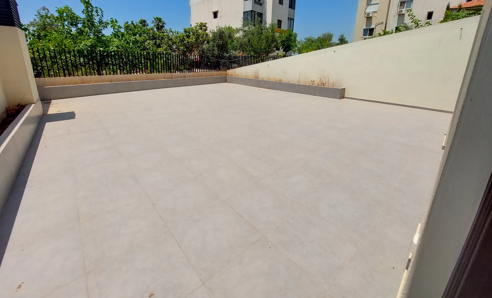 Apartment in Dbayeh, Metn