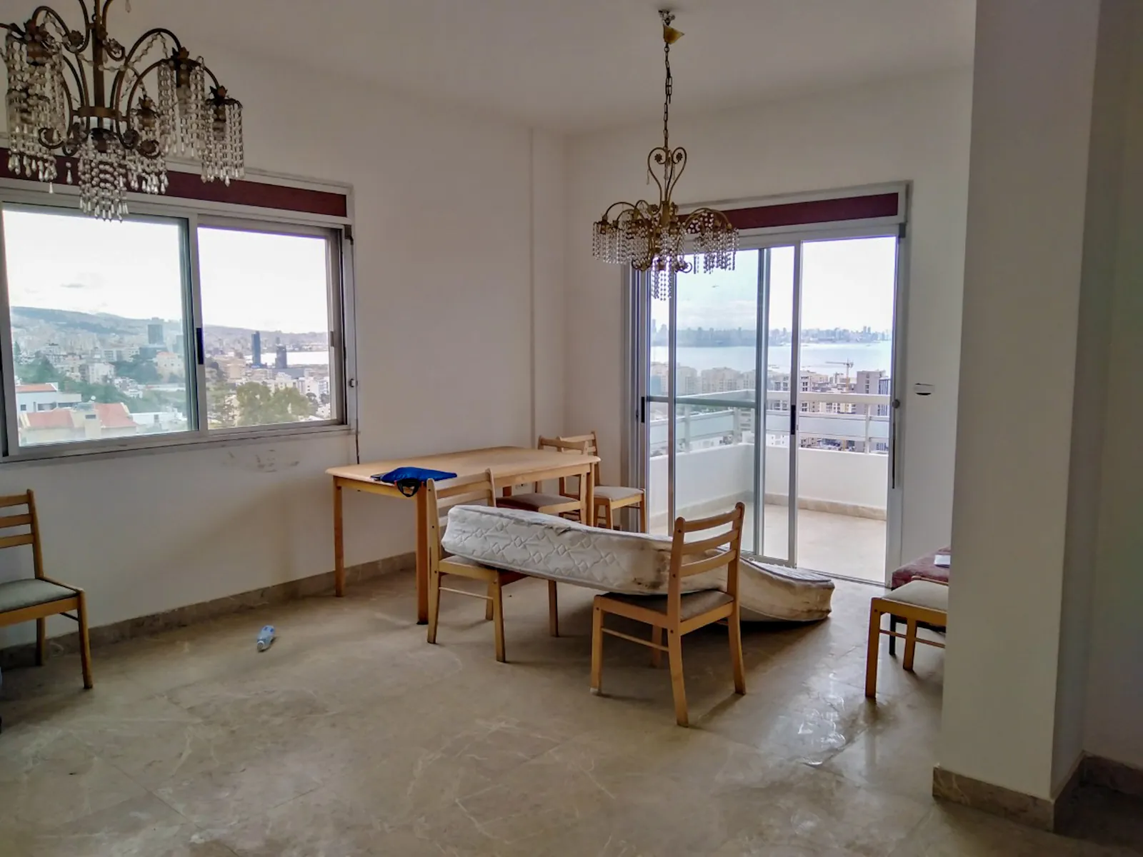 Apartment for Rent in Dbayeh, Metn — الصورة 2
