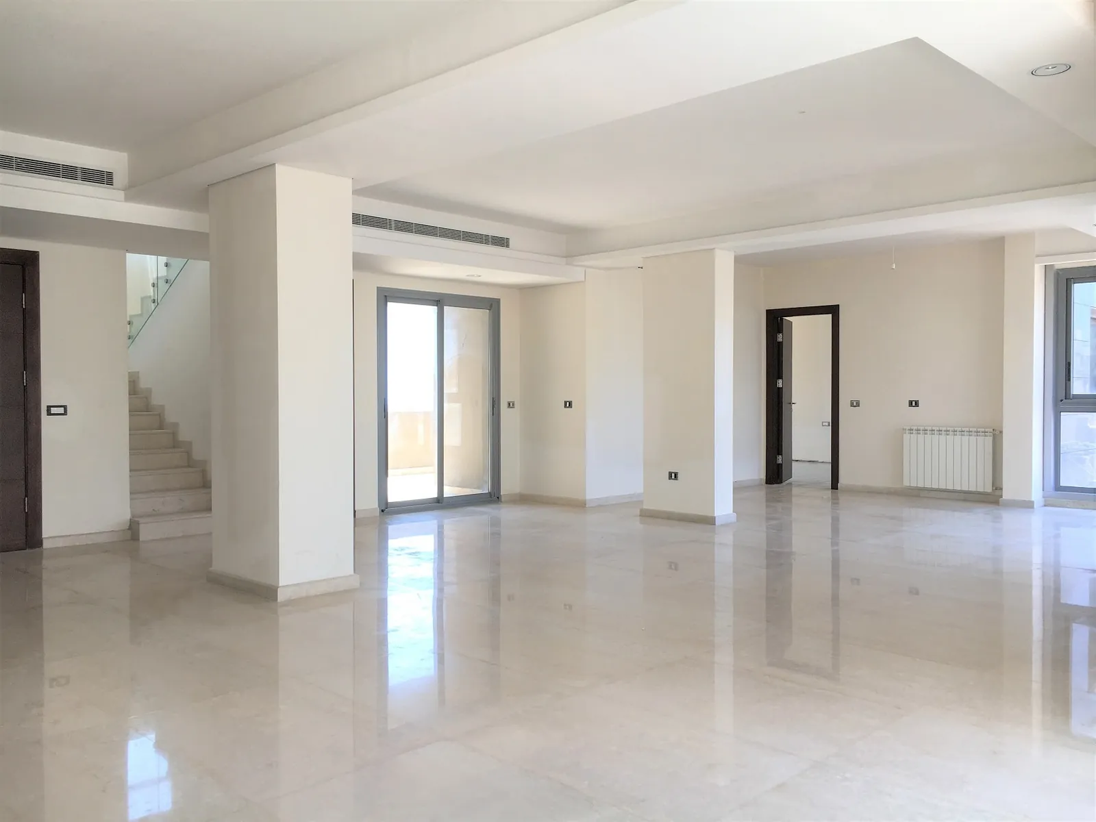Prime Location Duplex in Achrafieh, Beirut with Panoramic City View — photo 2