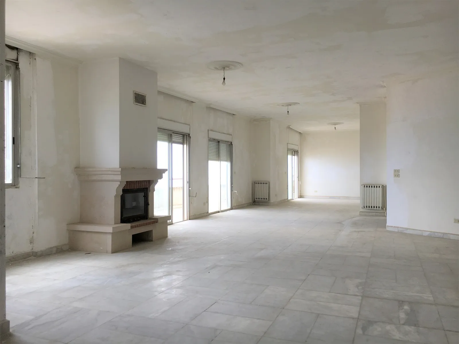 Apartment in Beit Mery, Metn with a Breathtaking View — الصورة 2