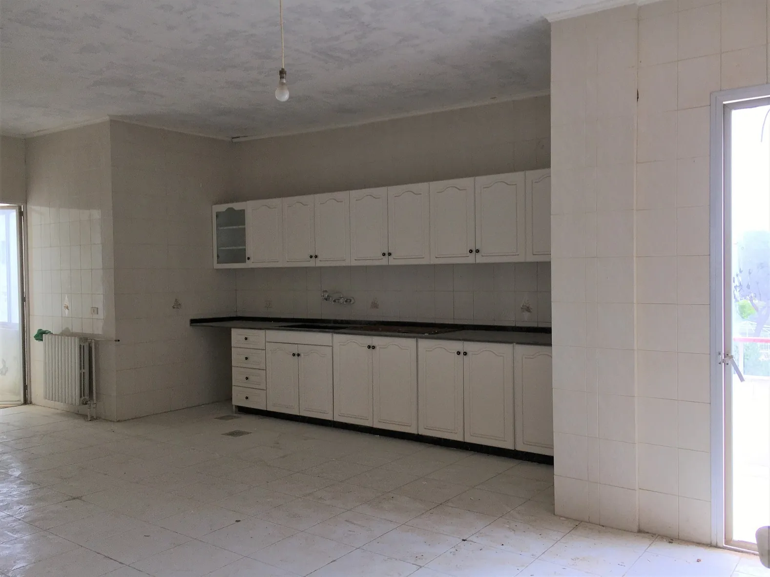 Apartment in Beit Mery, Metn with a Breathtaking View — الصورة 4