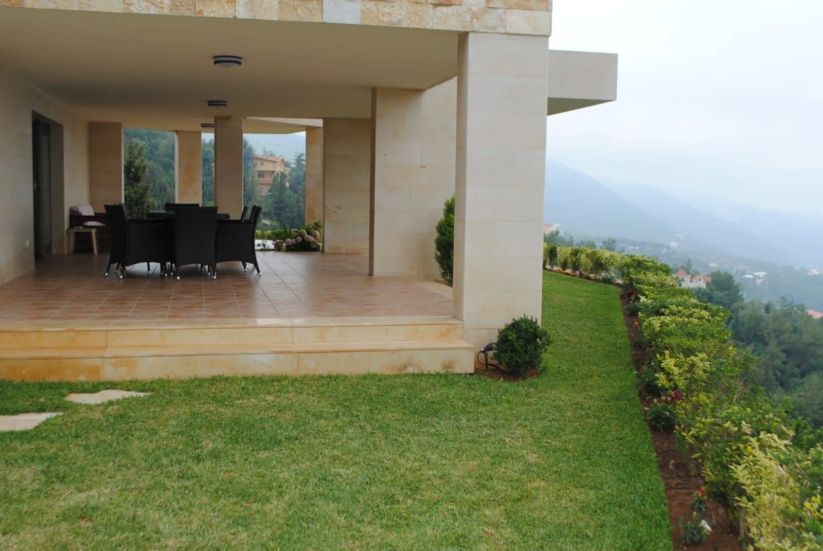 Great Location Triplex Villa in Kfour, Keserwan — photo 5