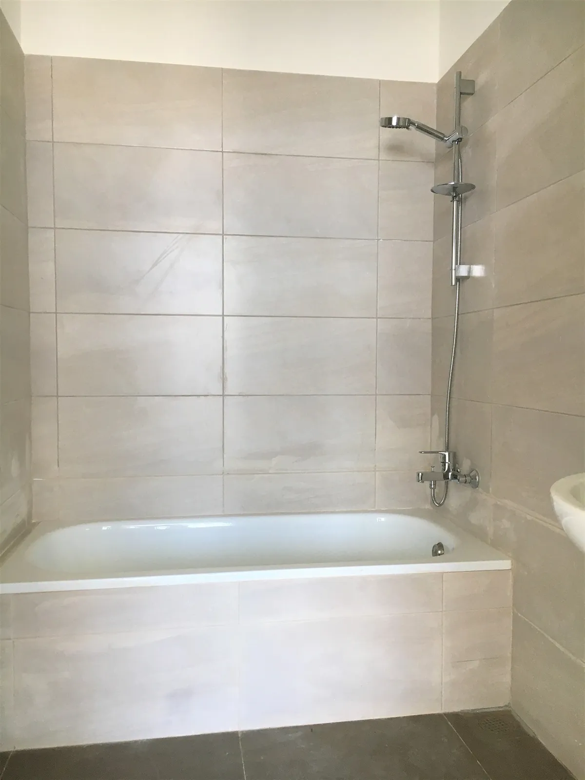 Prime Location Apartment in Achrafieh, Beirut with City View — الصورة 5