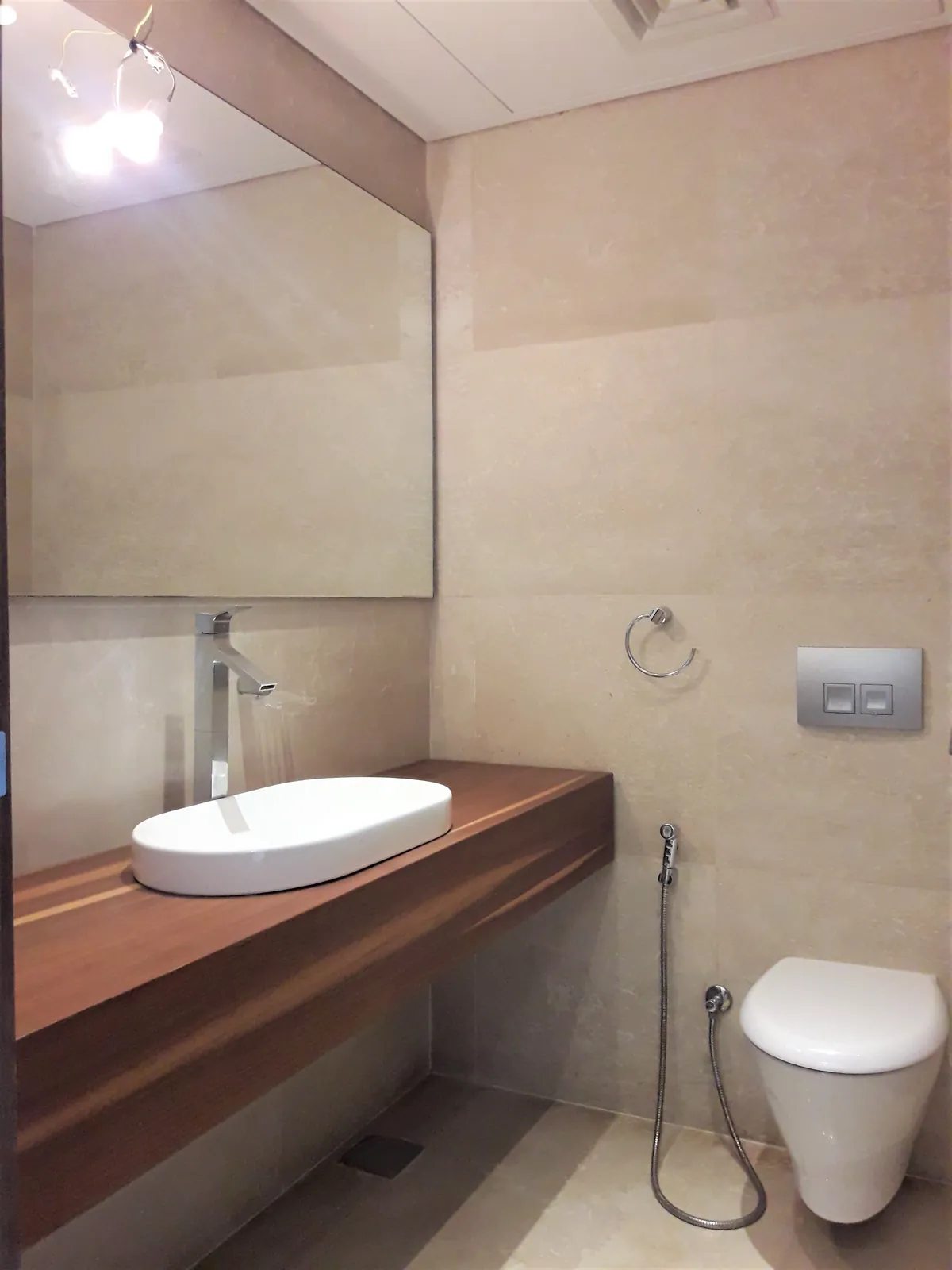 Apartment in Saifi, Beirut with City View — photo 4