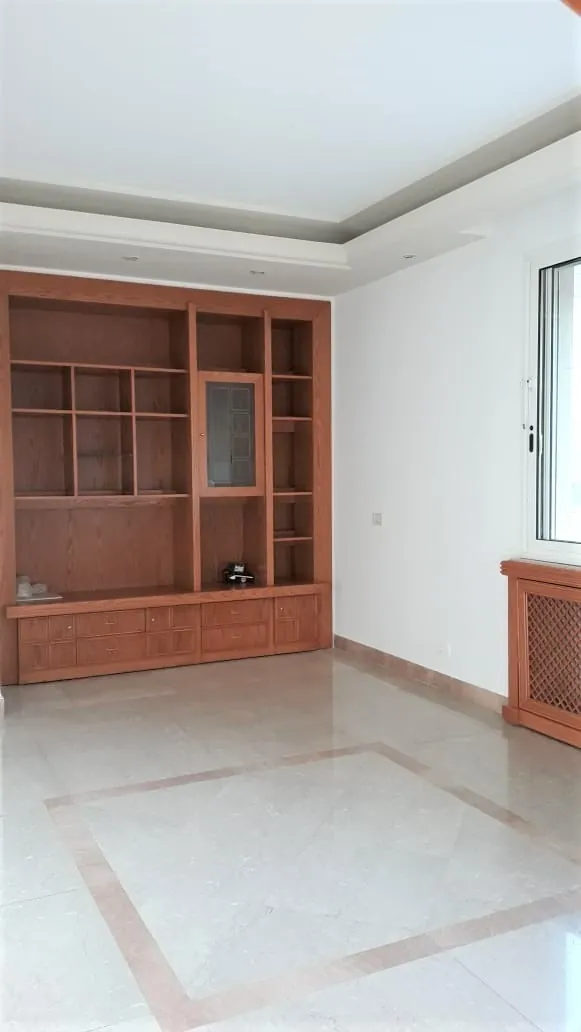 Apartment in Achrafieh, Beirut with City View — photo 4