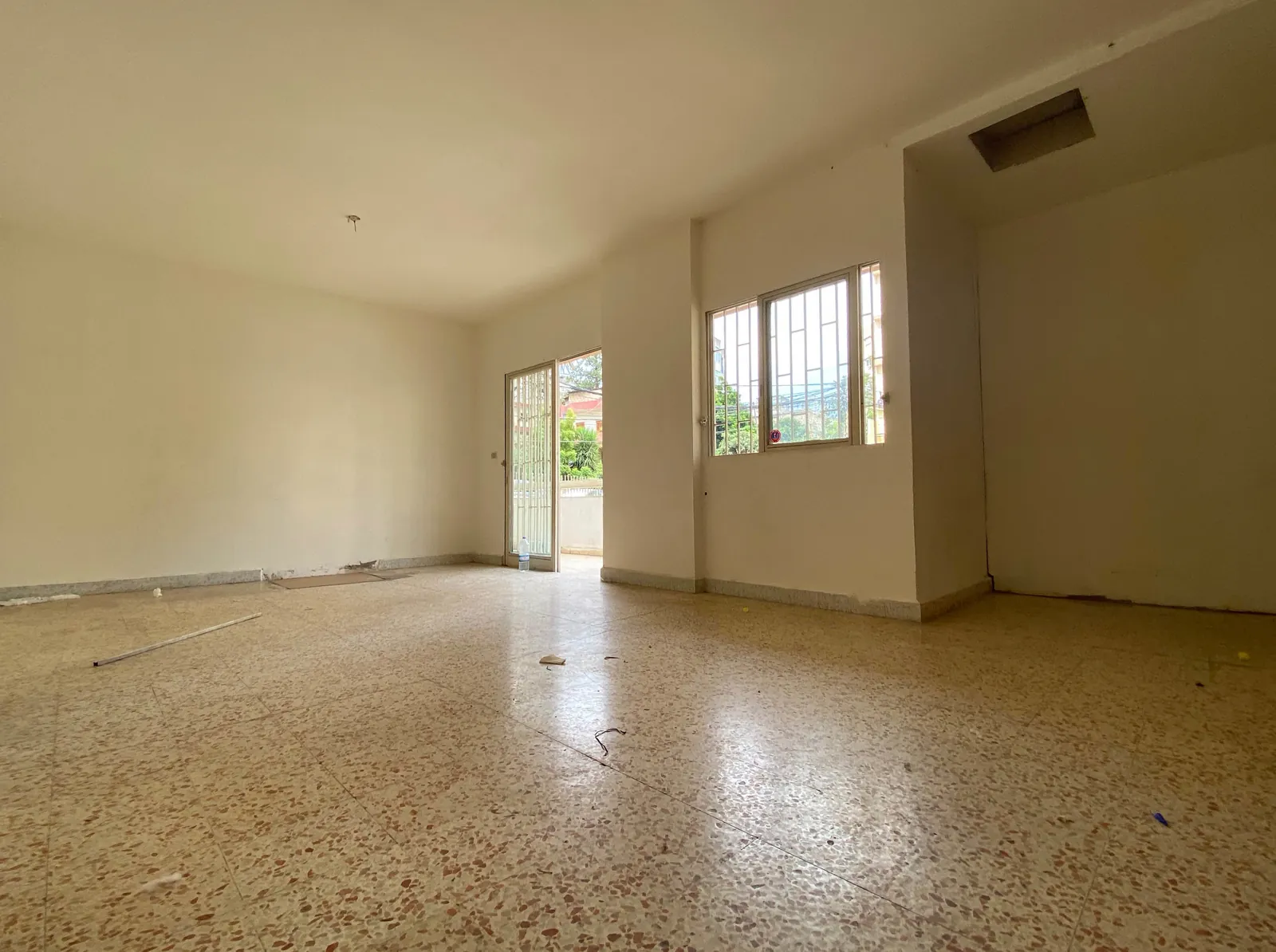 Prime Location Apartment in Antelias, Metn