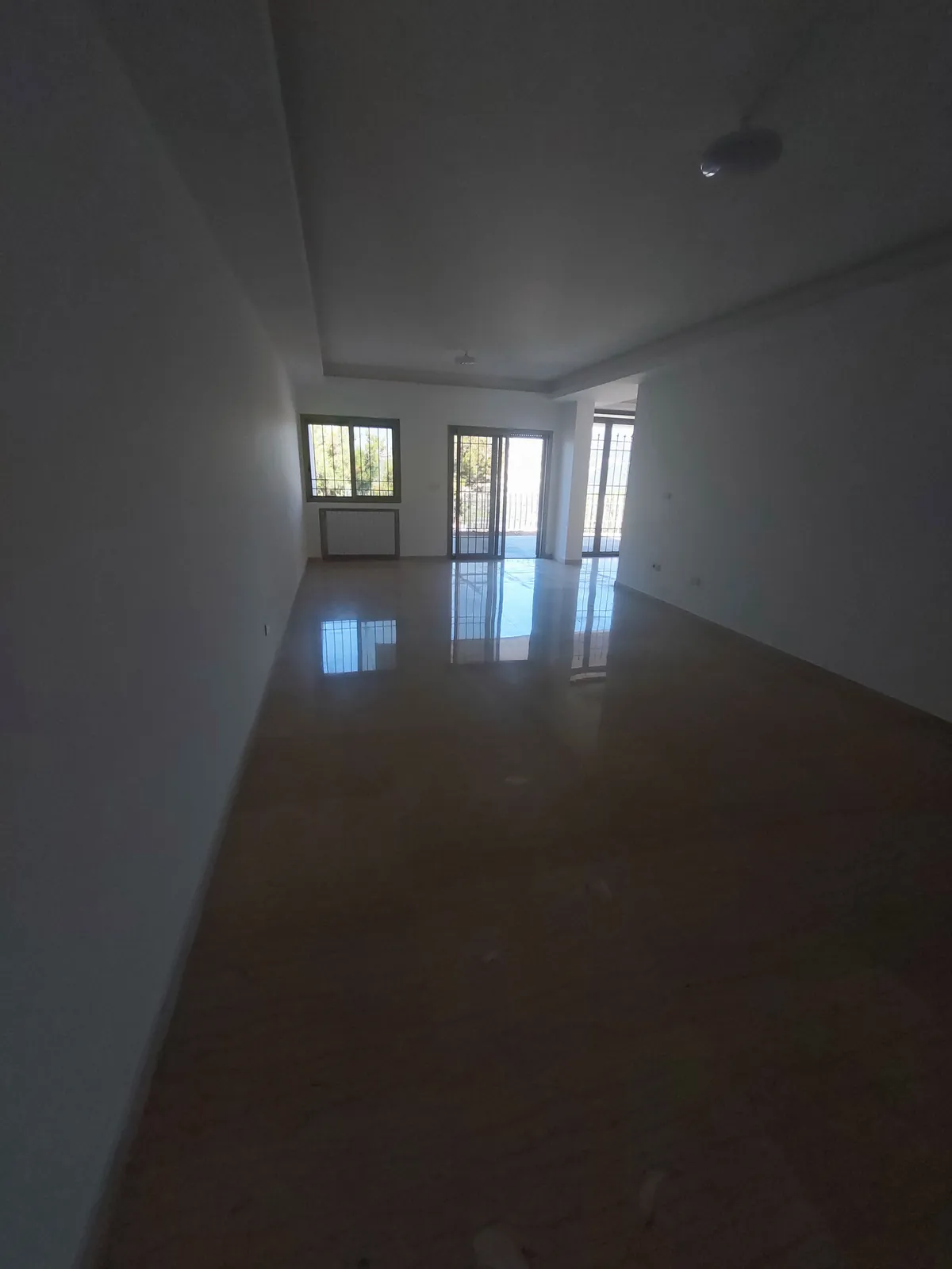 Apartment for Sale or for Rent in Qornet El Hamra, Metn — الصورة 2