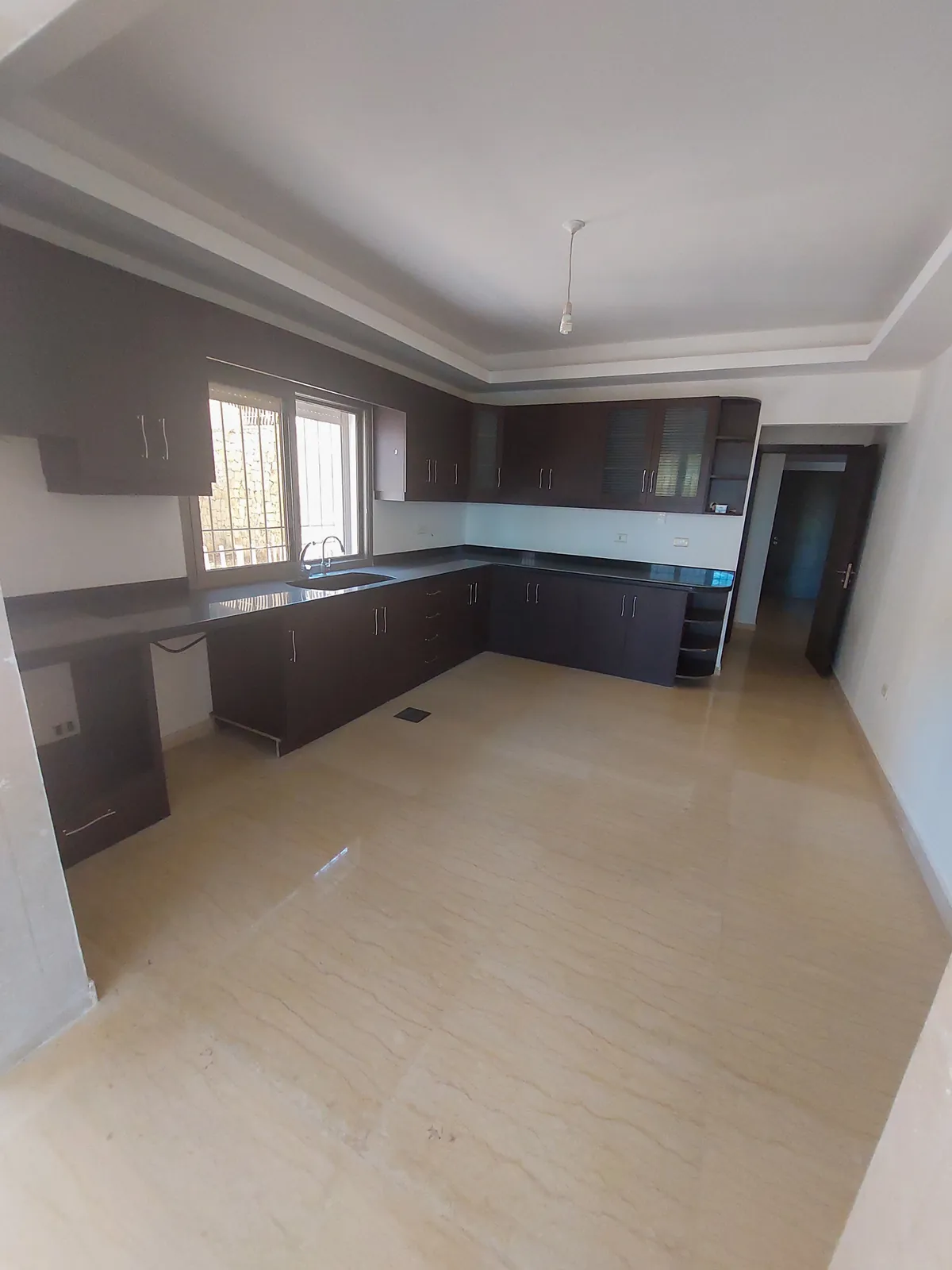 Apartment for Sale or for Rent in Qornet El Hamra, Metn — الصورة 4
