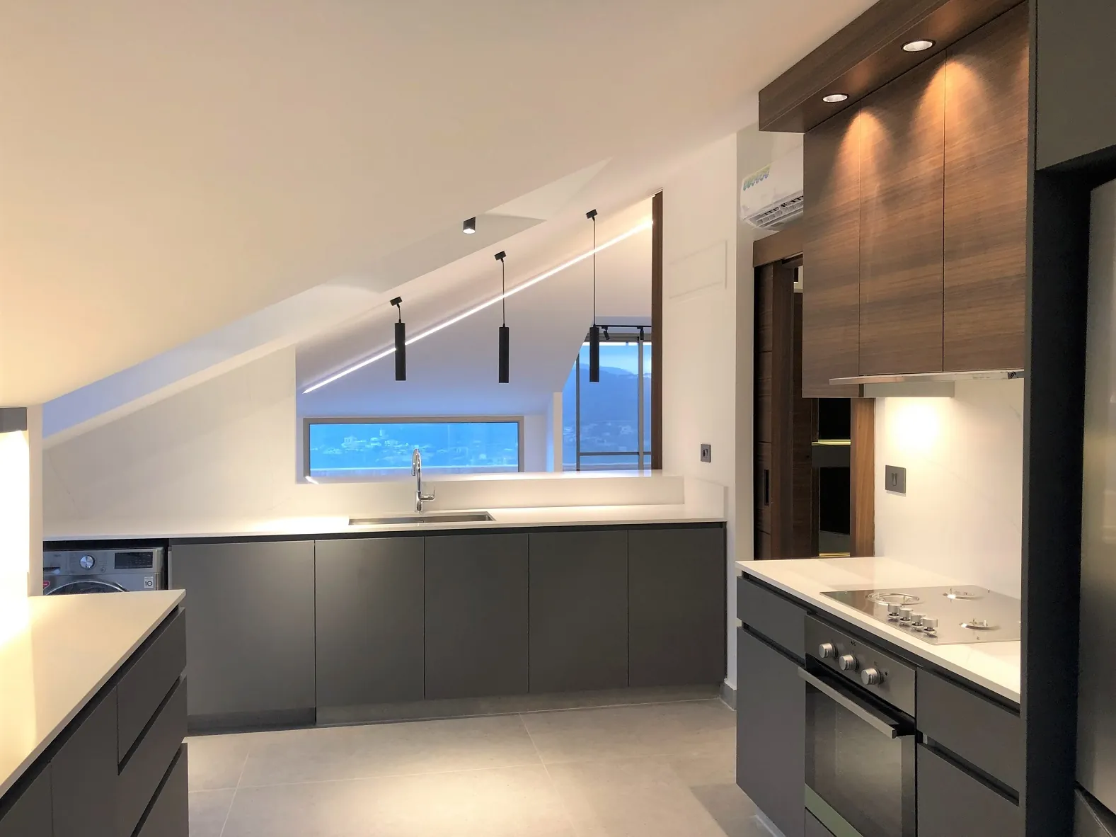 Apartment in Beit Mery, Metn with a Breathtaking View — photo 5