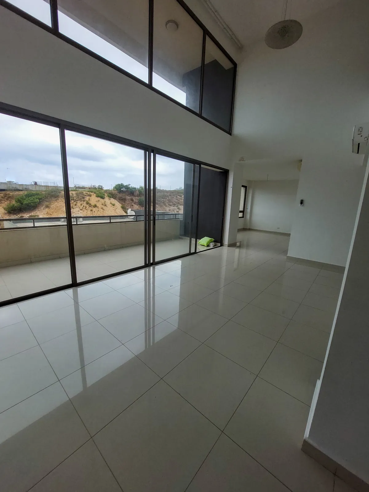 Duplex for Rent in Dbayeh, Metn — الصورة 3