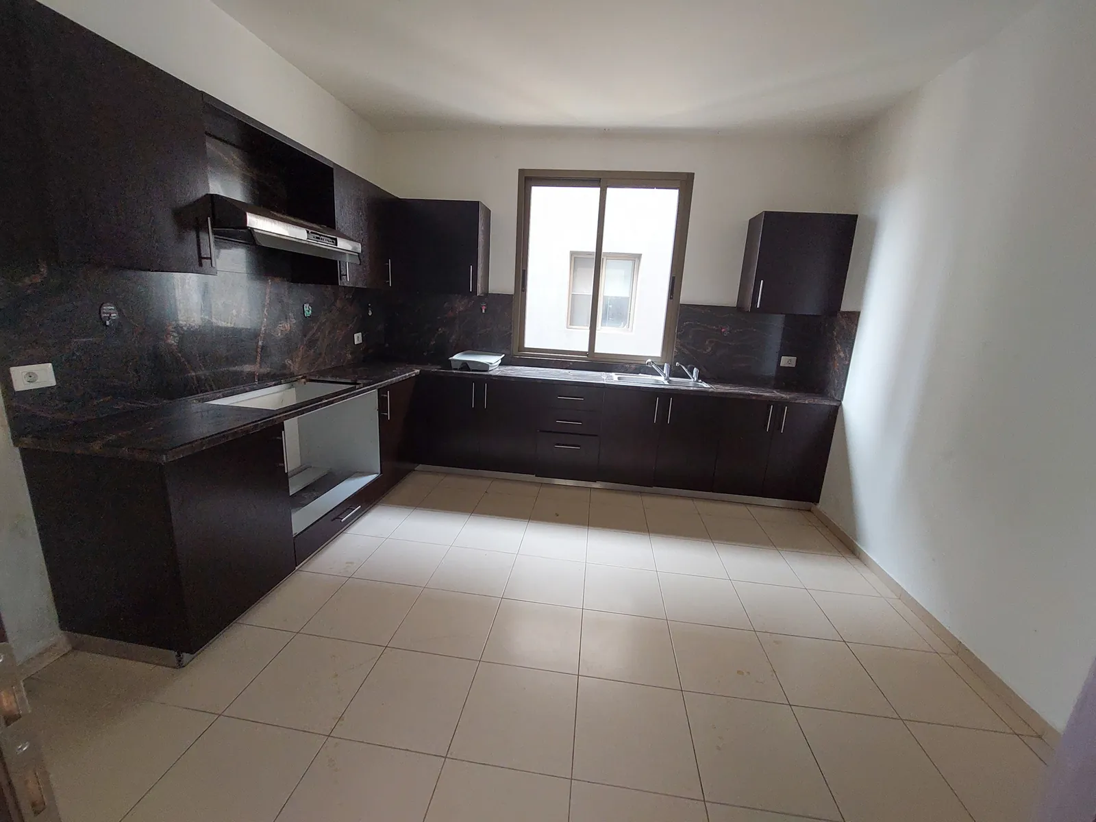Duplex for Rent in Dbayeh, Metn — الصورة 4