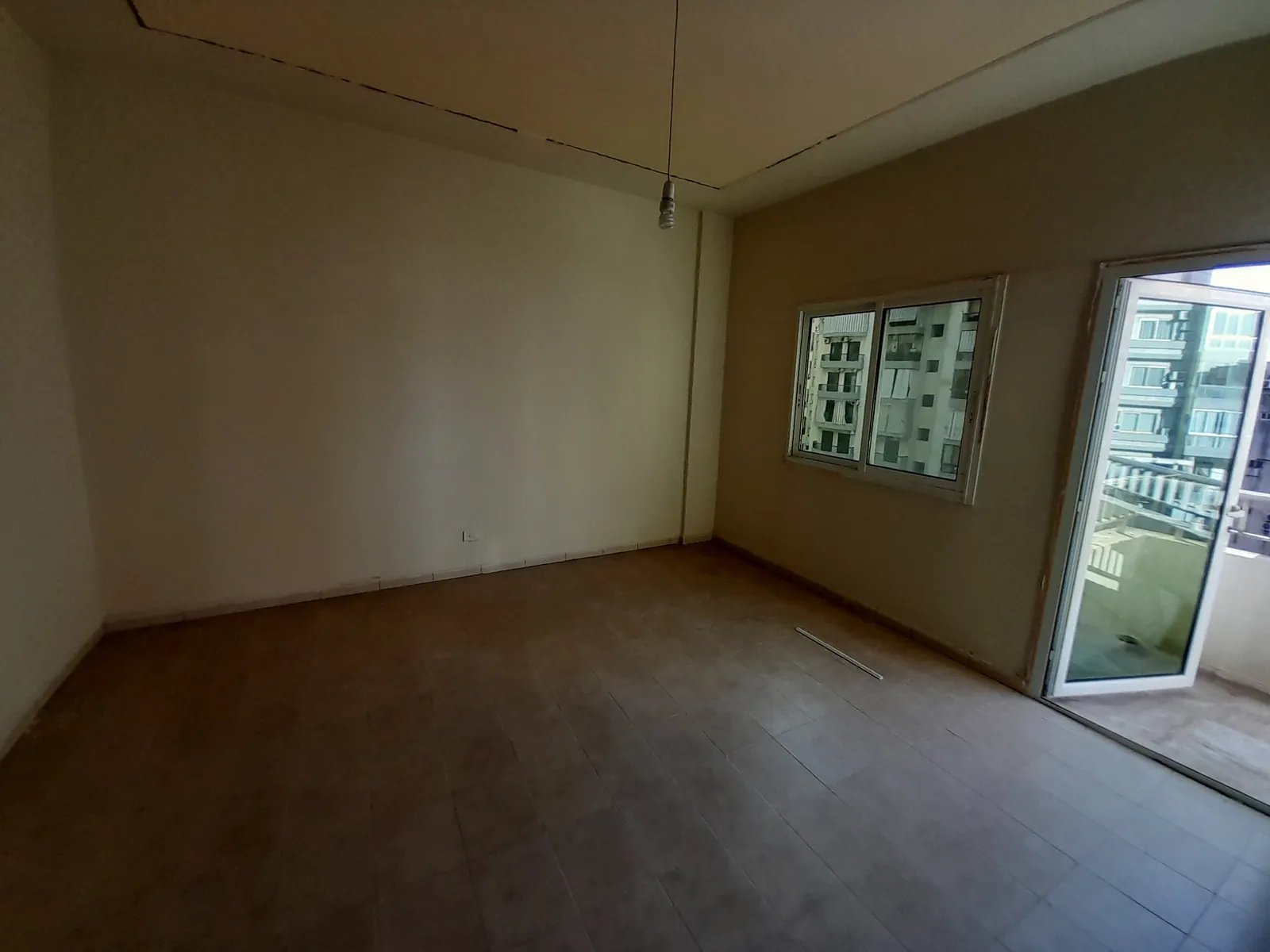 Duplex in Jdeideh, Metn — الصورة 5