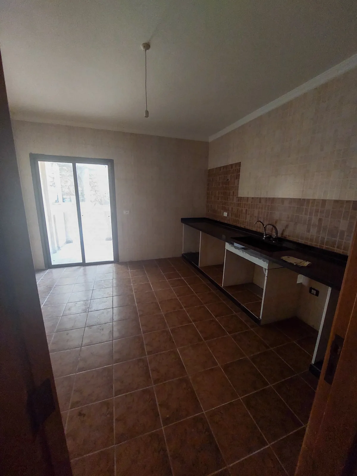 Apartment in Aoukar, Metn with Terrace — photo 4