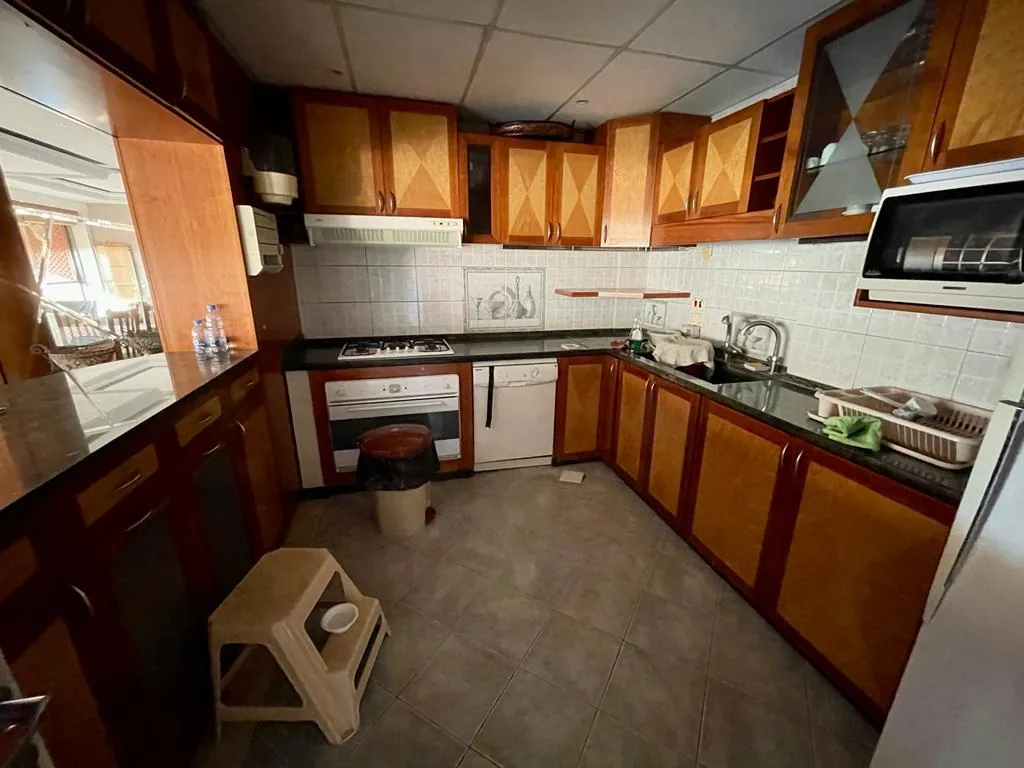 Fully Furnished Chalet for Sale or for Rent in Zouk Mosbeh, Keserwan — الصورة 4