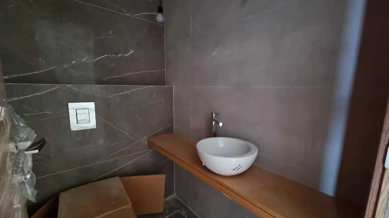 Apartment in Ballouneh, Keserwan — الصورة 5