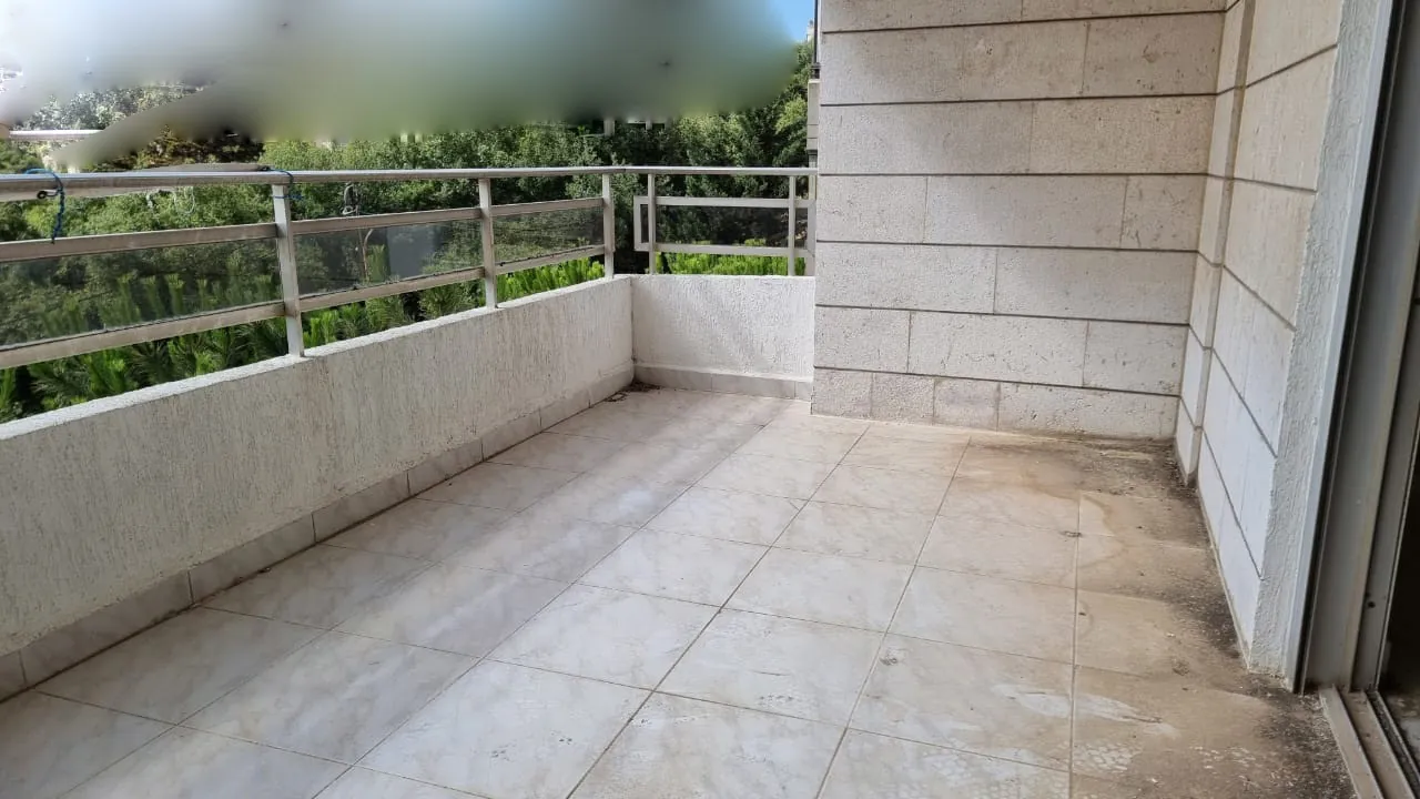 Apartment in Ballouneh, Keserwan — photo 1