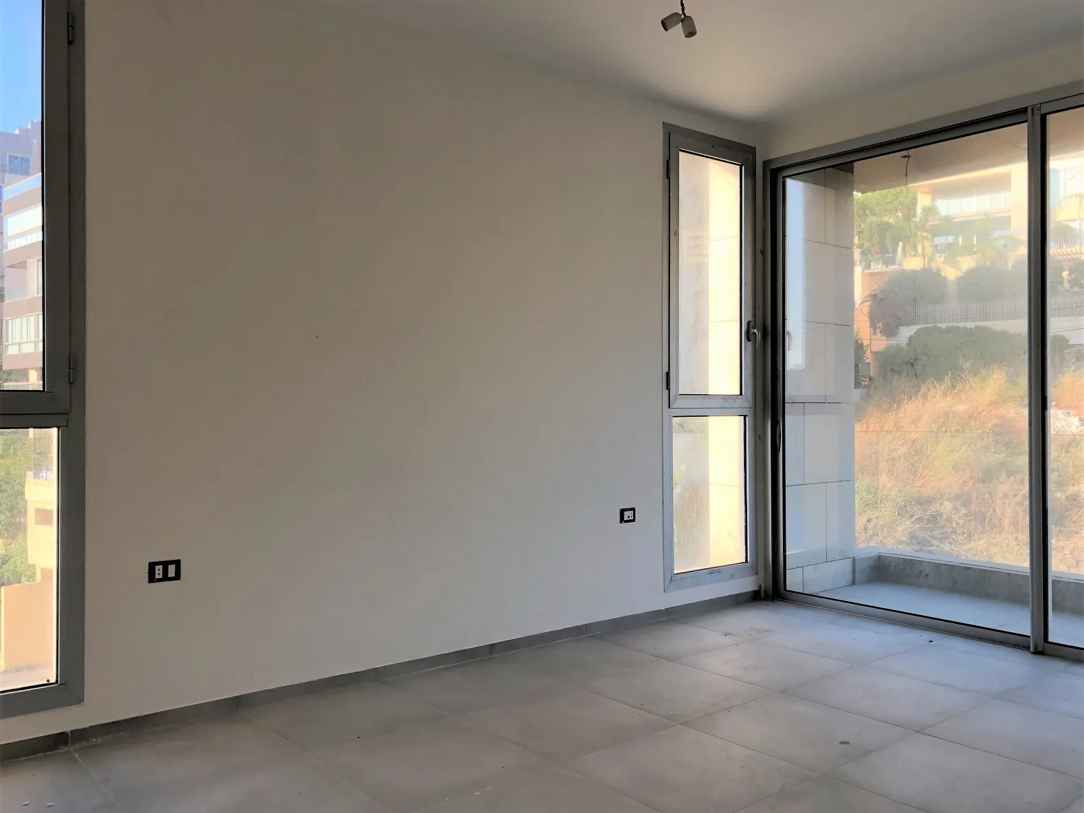 Duplex in Monteverde, Metn with Panoramic Mountain View — photo 4