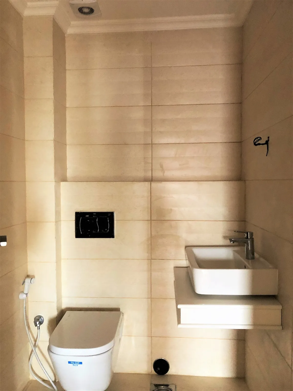 Apartment in Spears, Beirut with Mountain and Partial Sea View — الصورة 3