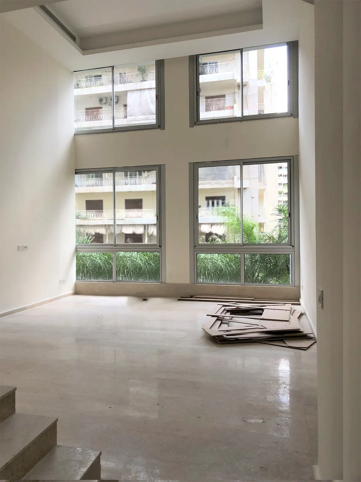 Prime Location Duplex in Ras El Nabaa, Beirut