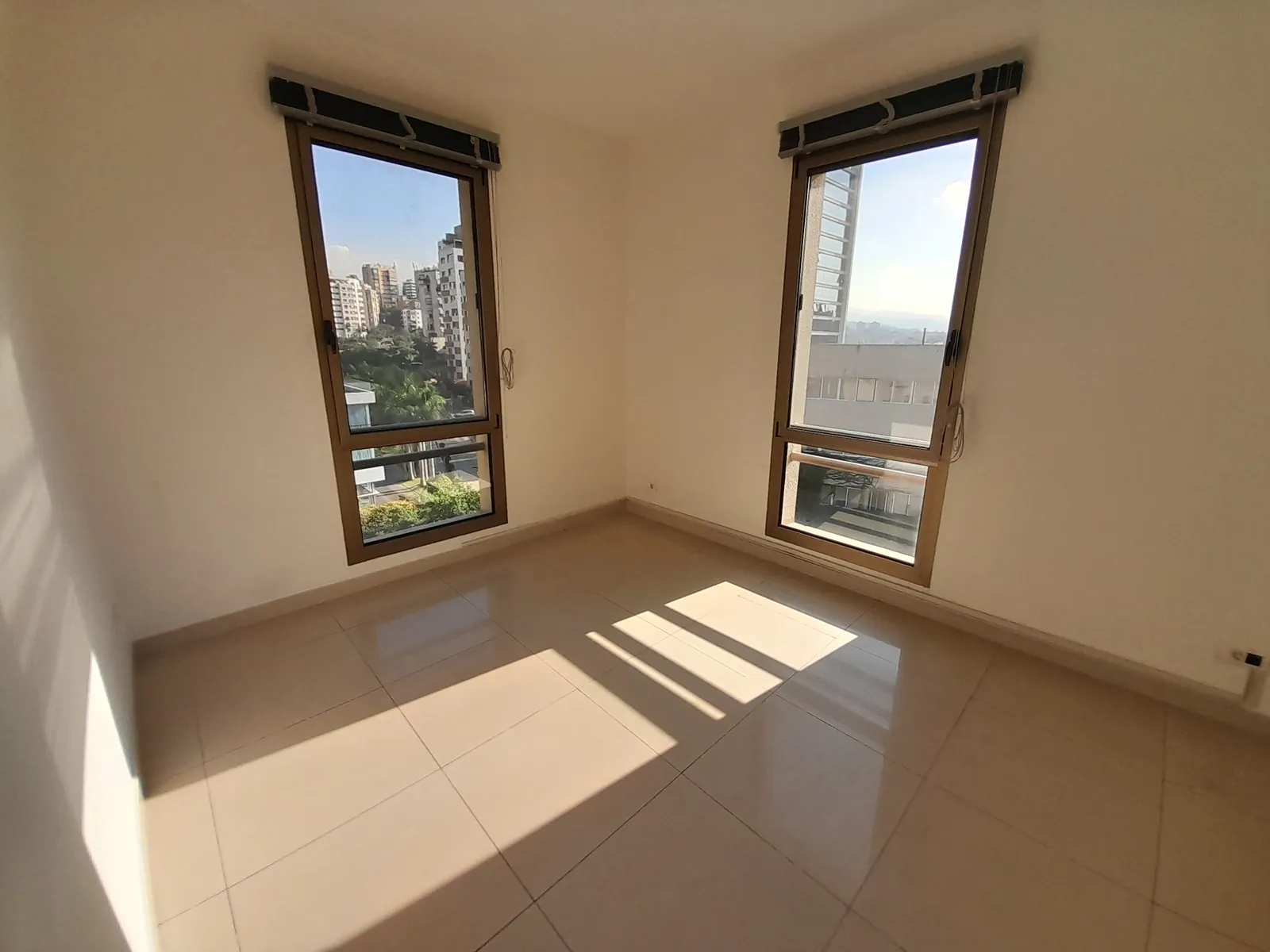 Office for Rent in Sin El Fil Horch Tabet, Metn — الصورة 3