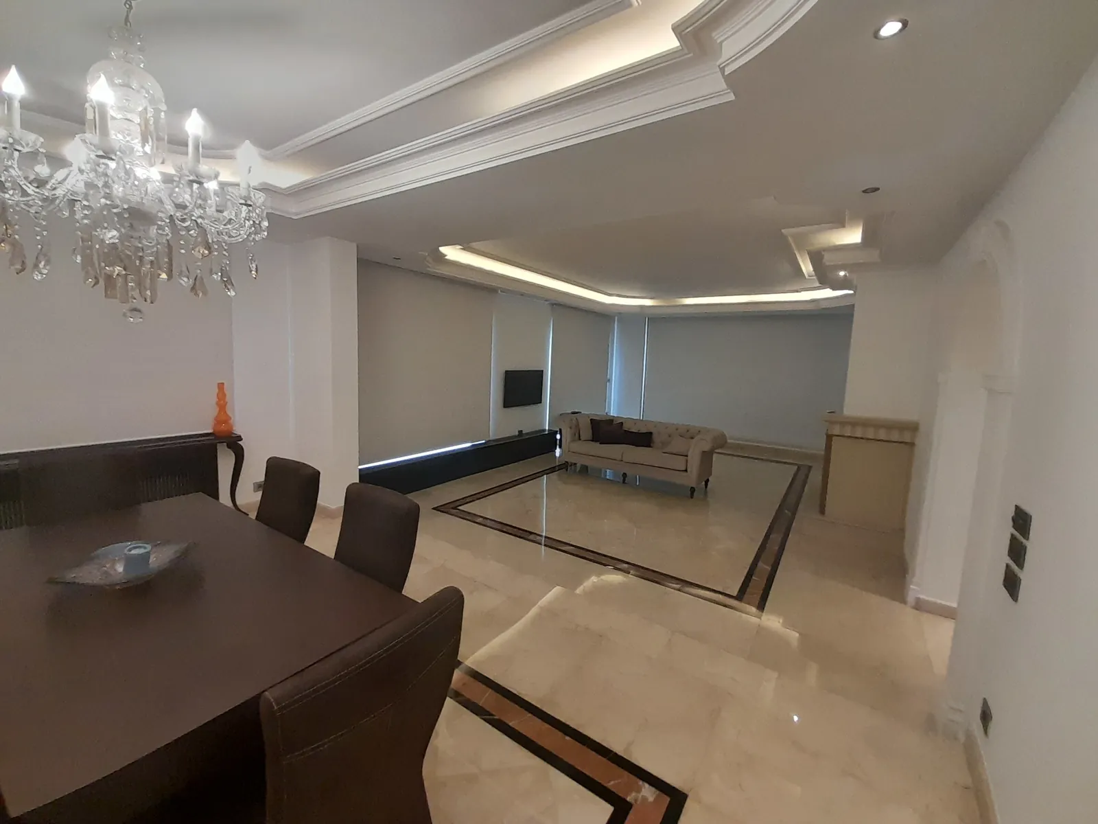 Fully Furnished Apartment for Rent in Central Jdeideh, Metn — الصورة 2