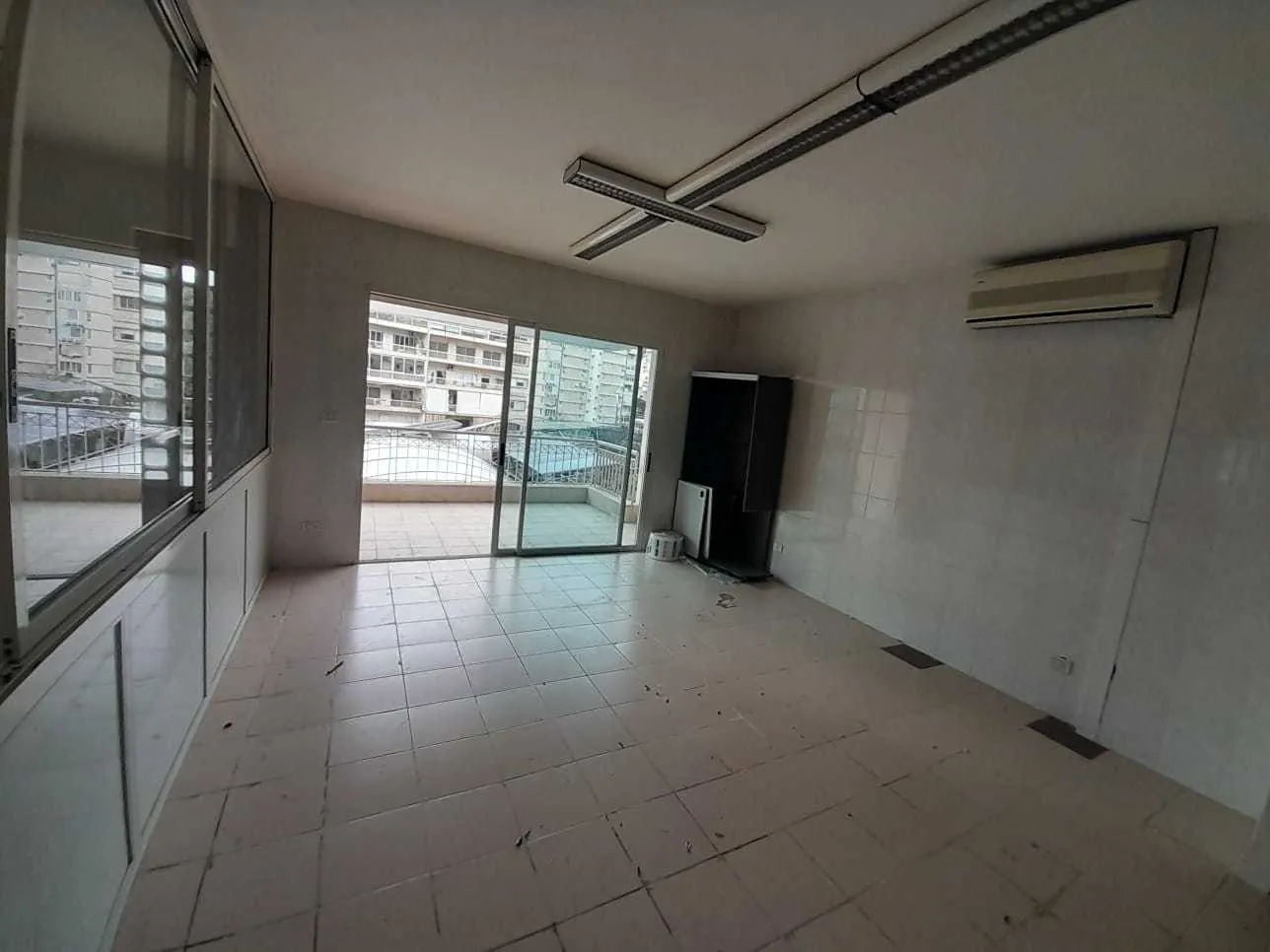 Office for Rent in Sin El Fil, Metn with Open City View — photo 2