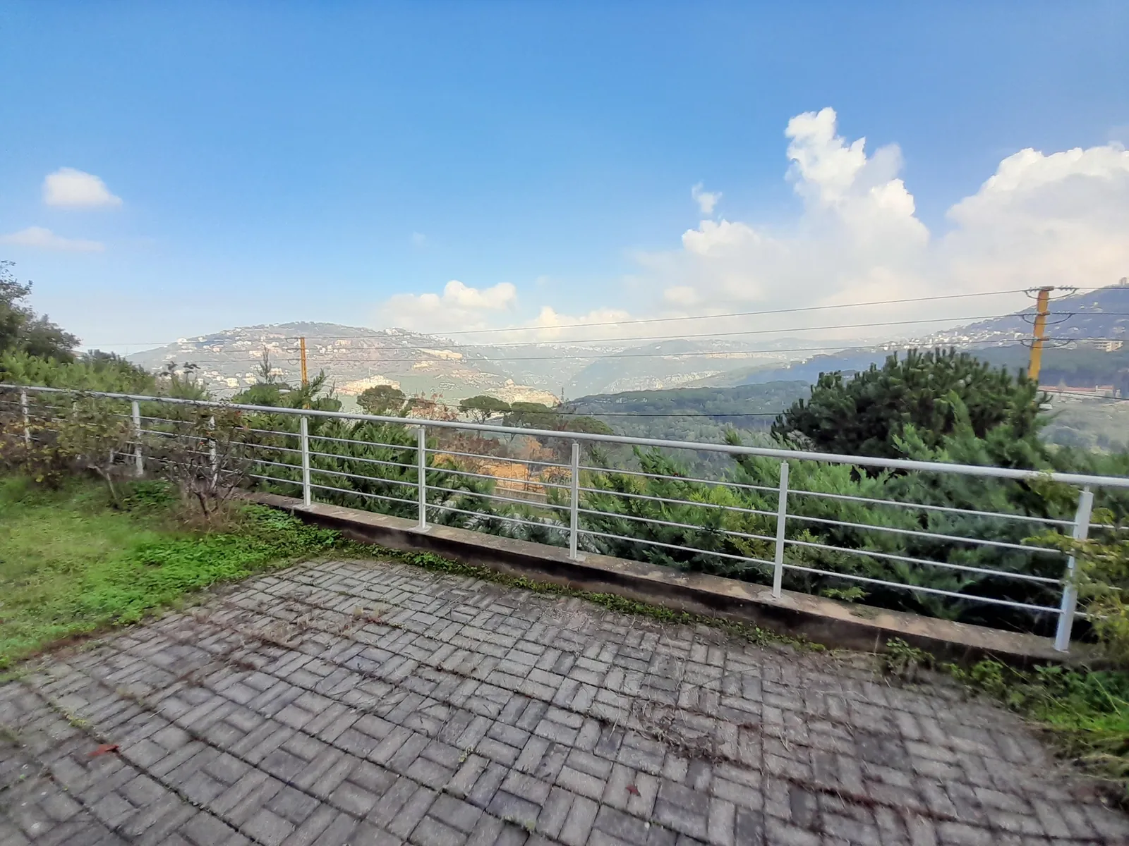 Triplex in Araya, Baabda with Breathtaking Mountain View