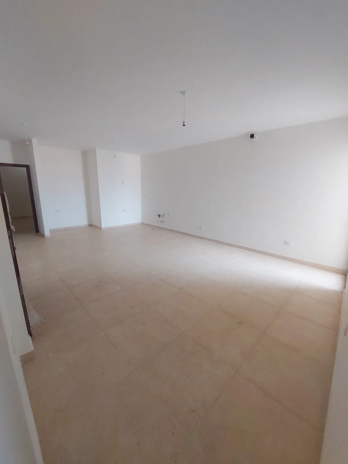 Apartment for Sale or Rent in Beit Chabeb, Metn with Terrace — الصورة 2