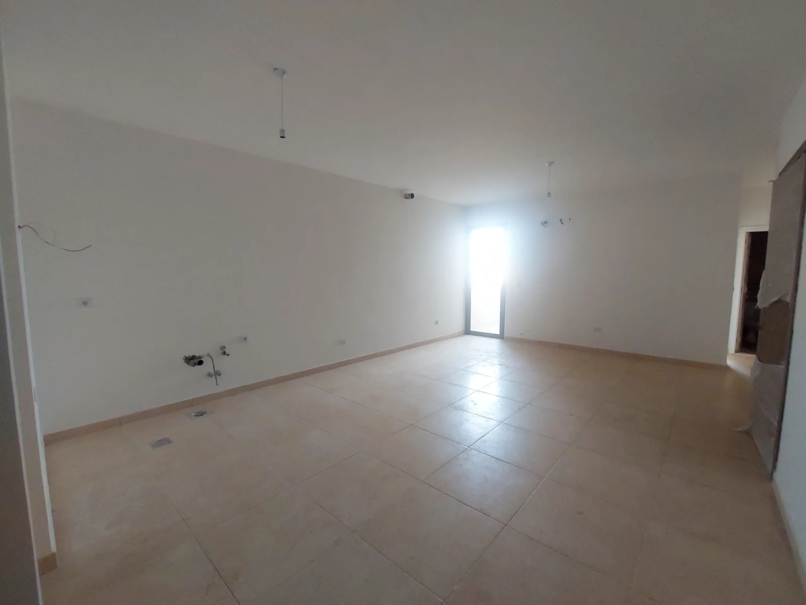 Apartment for Sale or Rent in Beit Chabeb, Metn with Terrace — الصورة 3
