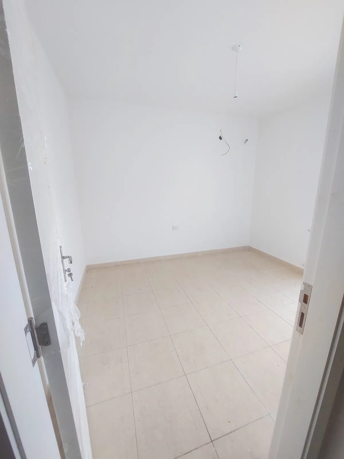 Apartment for Sale or Rent in Beit Chabeb, Metn with Terrace — الصورة 5