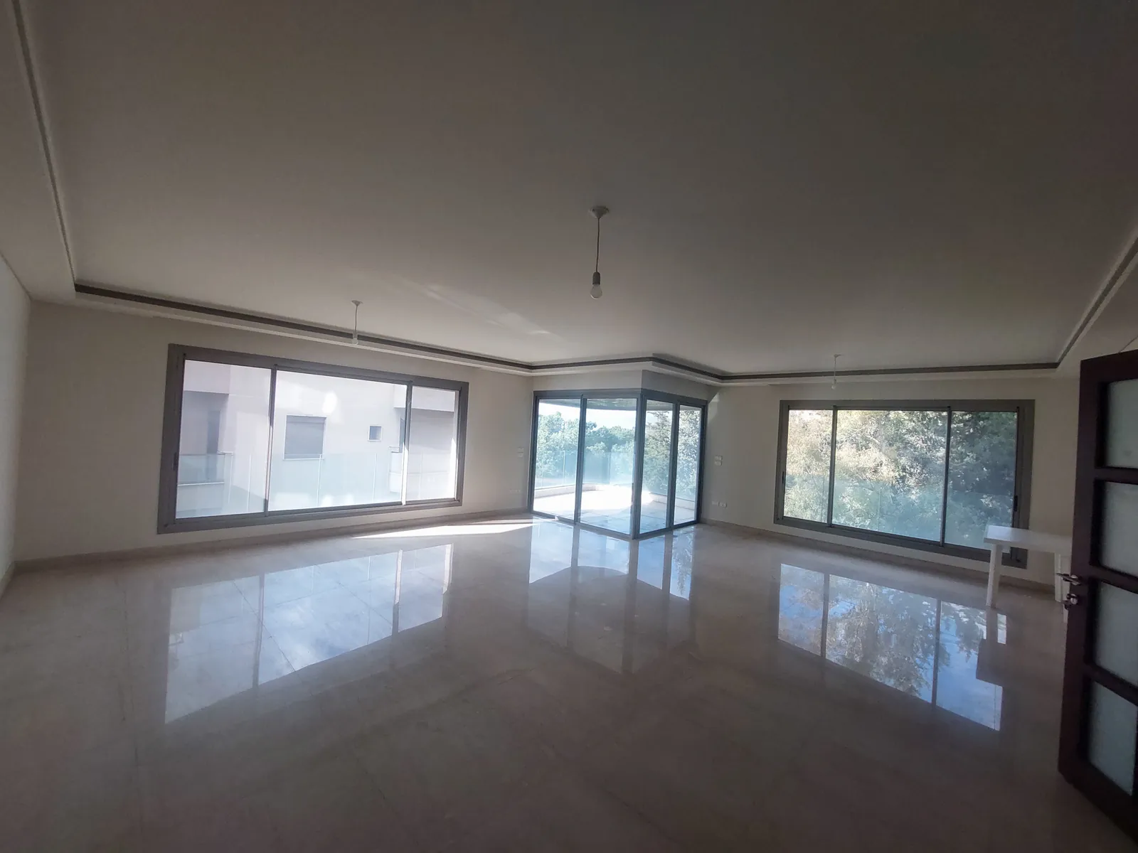 Apartment for Rent in Aoukar, Metn — photo 2