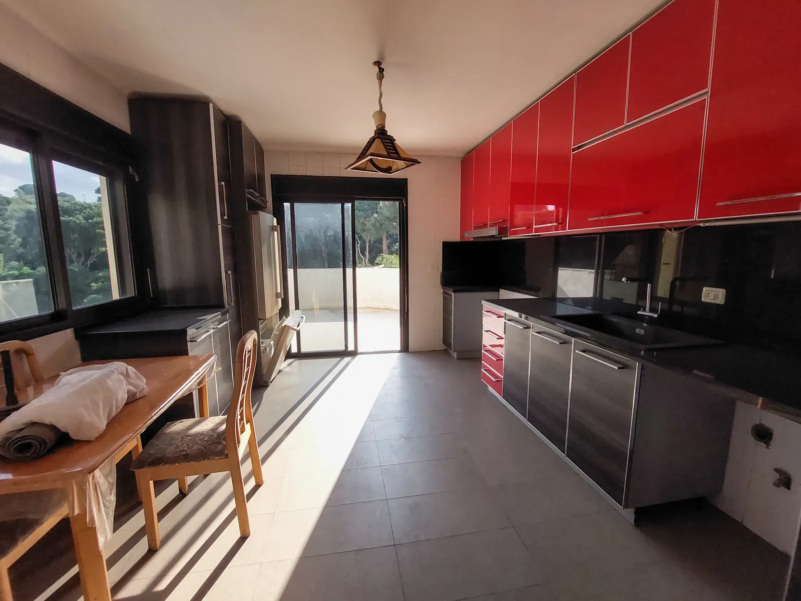 Duplex in Dik El Mehdi, Metn with a Breathtaking View — الصورة 4