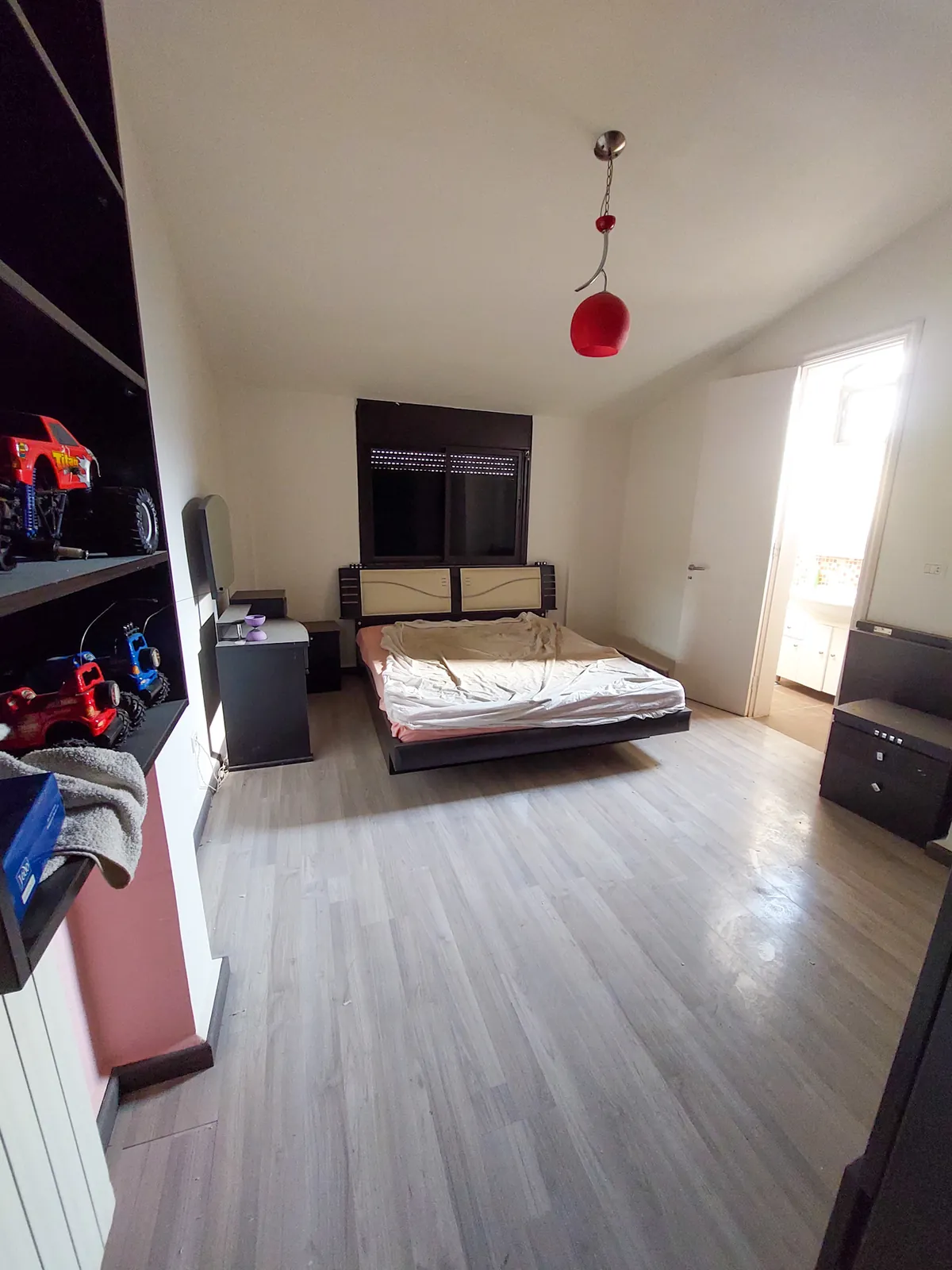 Duplex in Dik El Mehdi, Metn with a Breathtaking View — الصورة 5