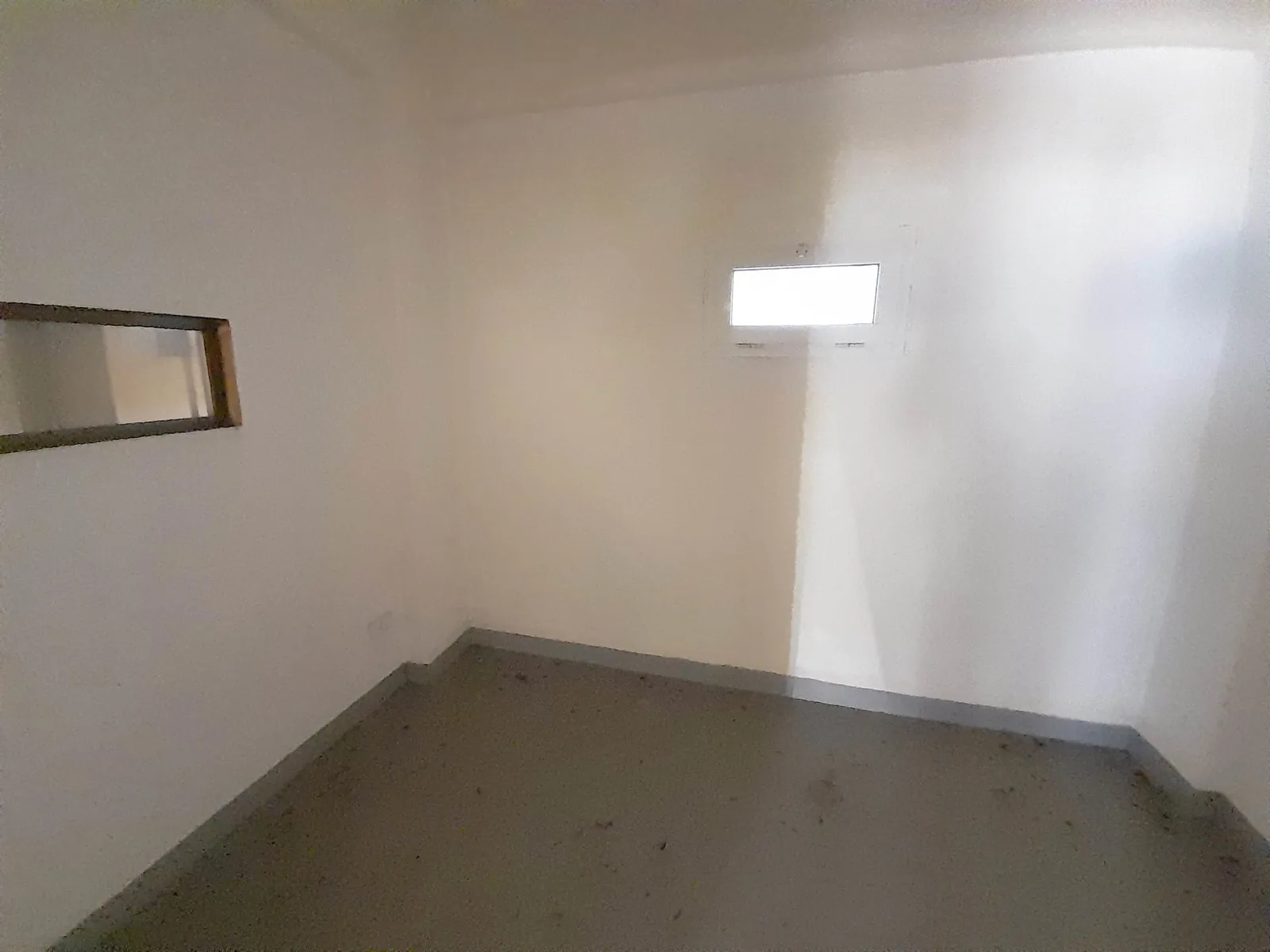 Shop for Rent in Sin El Fil, Metn with Terrace — photo 1