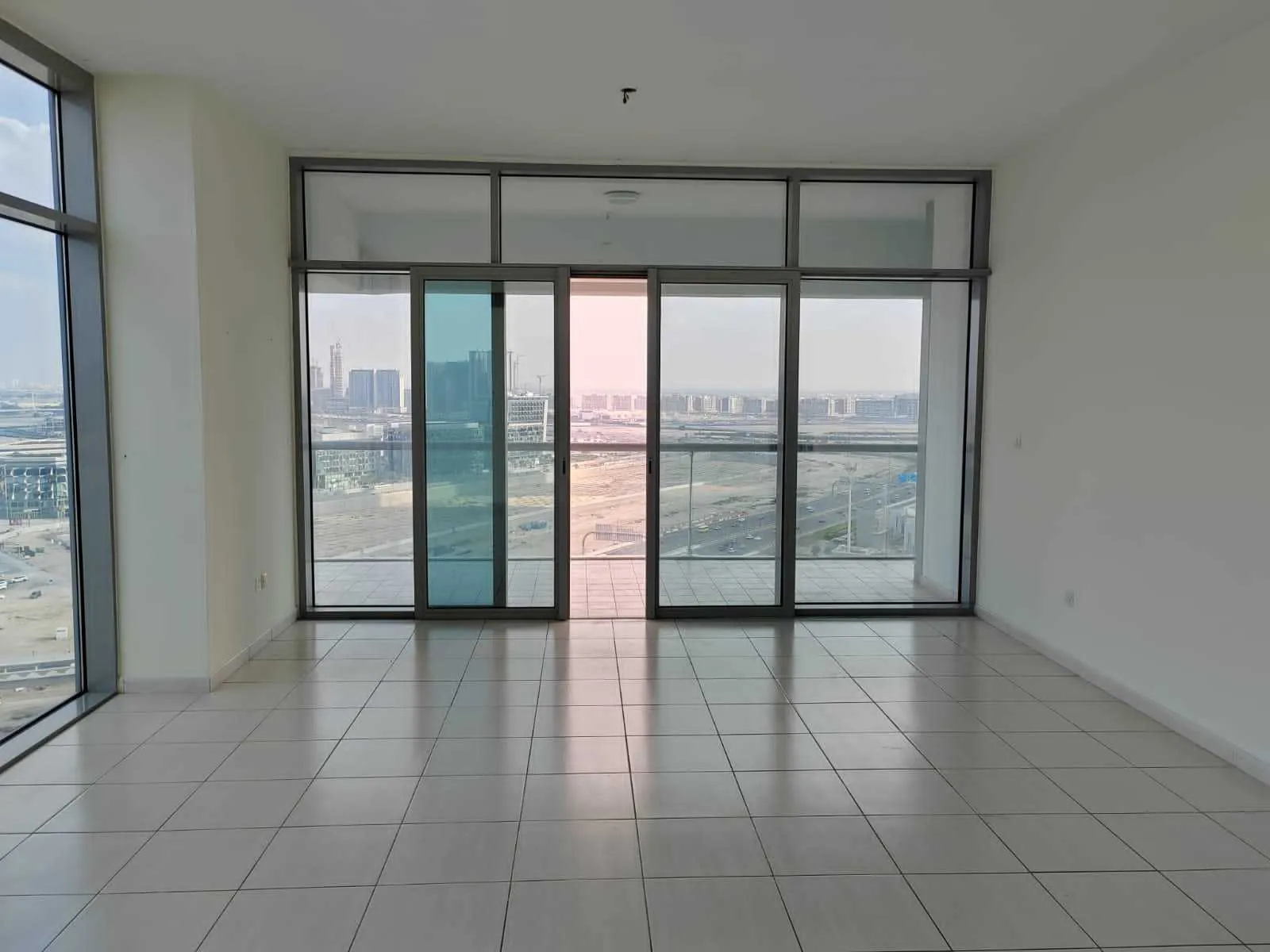 Installments Available- Luxurious Apartment in Dubai, UAE, Business Bay