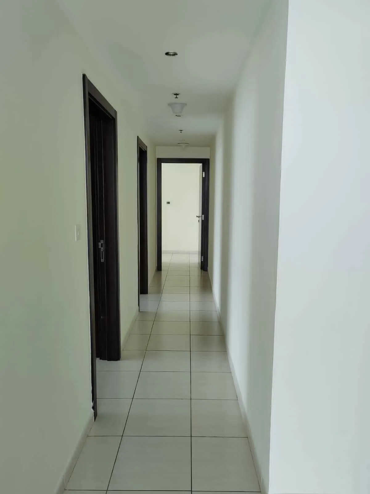 Installments Available- Luxurious Apartment in Dubai, UAE, Business Bay — الصورة 4