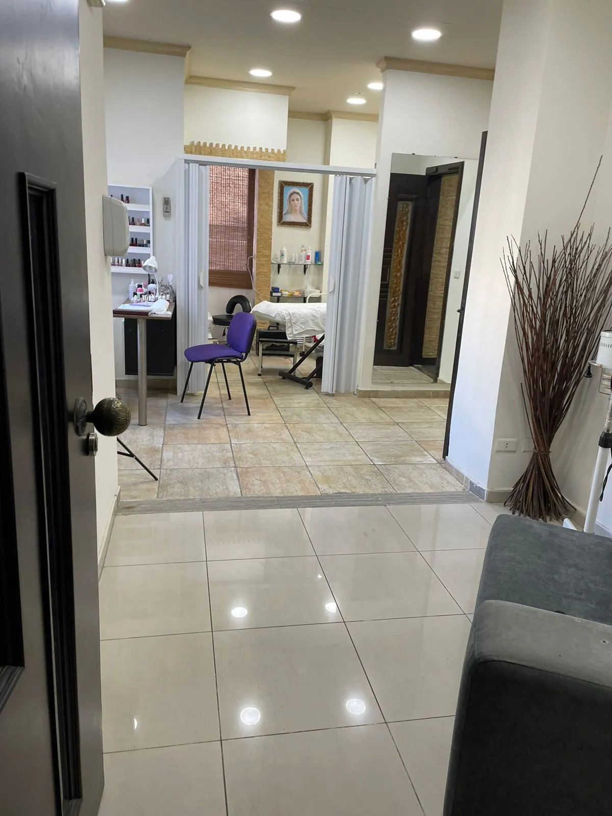 Office for Rent in Jdeideh, Metn — الصورة 3