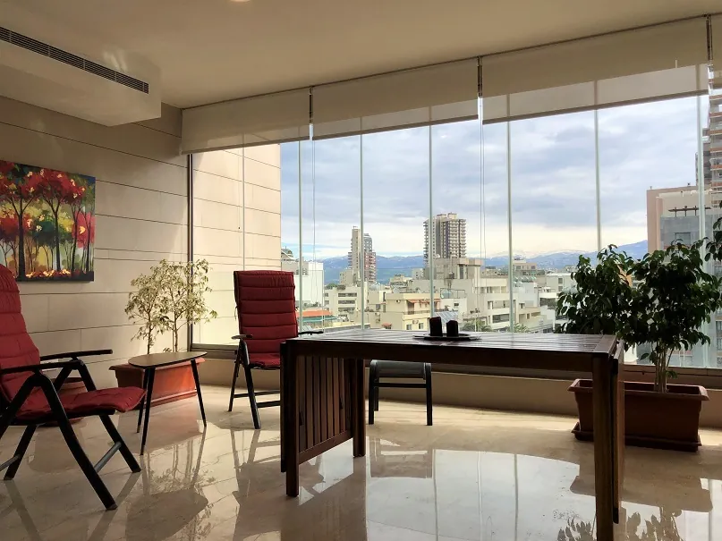 Apartment for Rent in Achrafieh, Beirut — الصورة 1