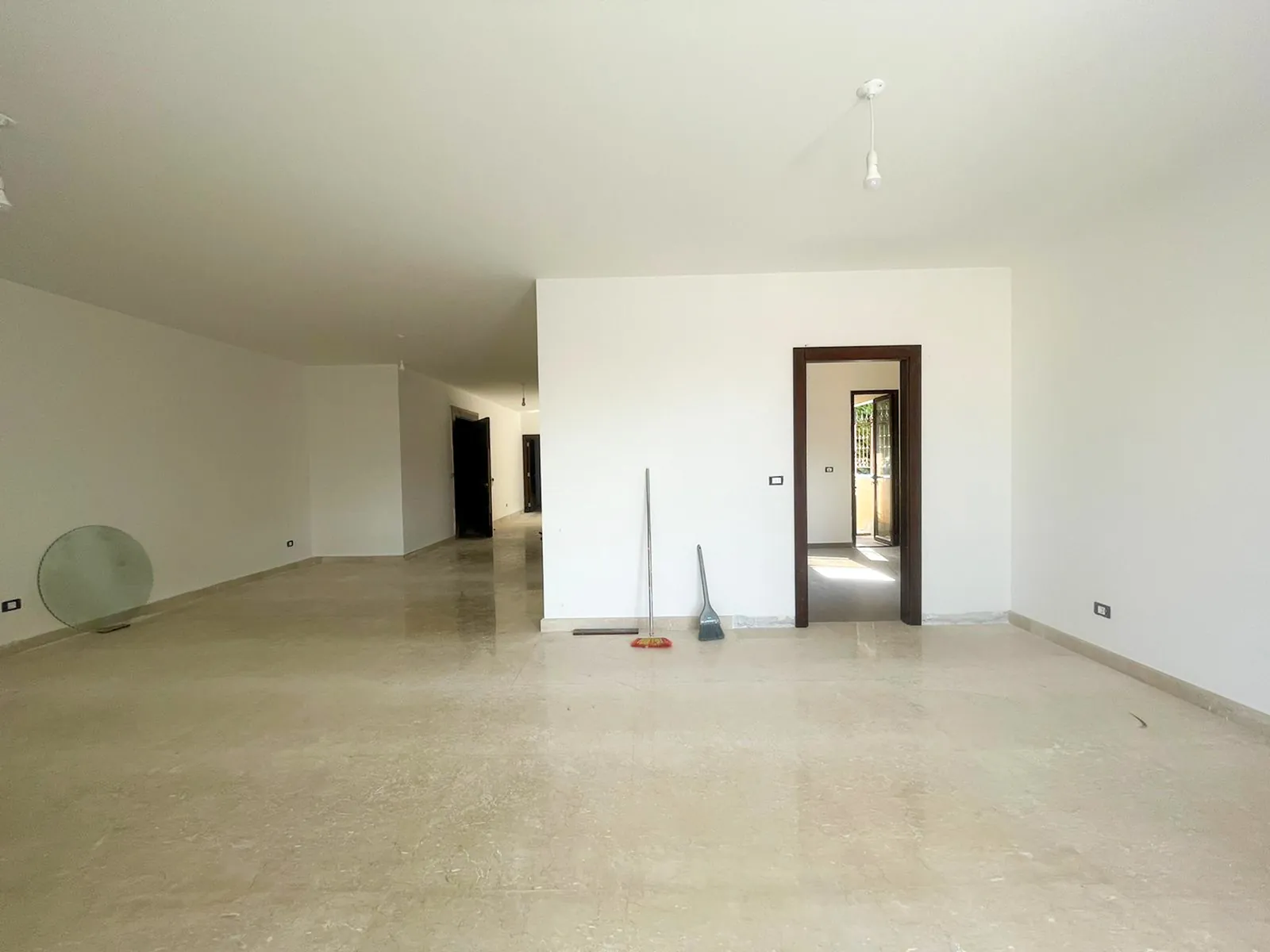 Apartment for Rent in Dik El Mehdi, Metn — الصورة 3