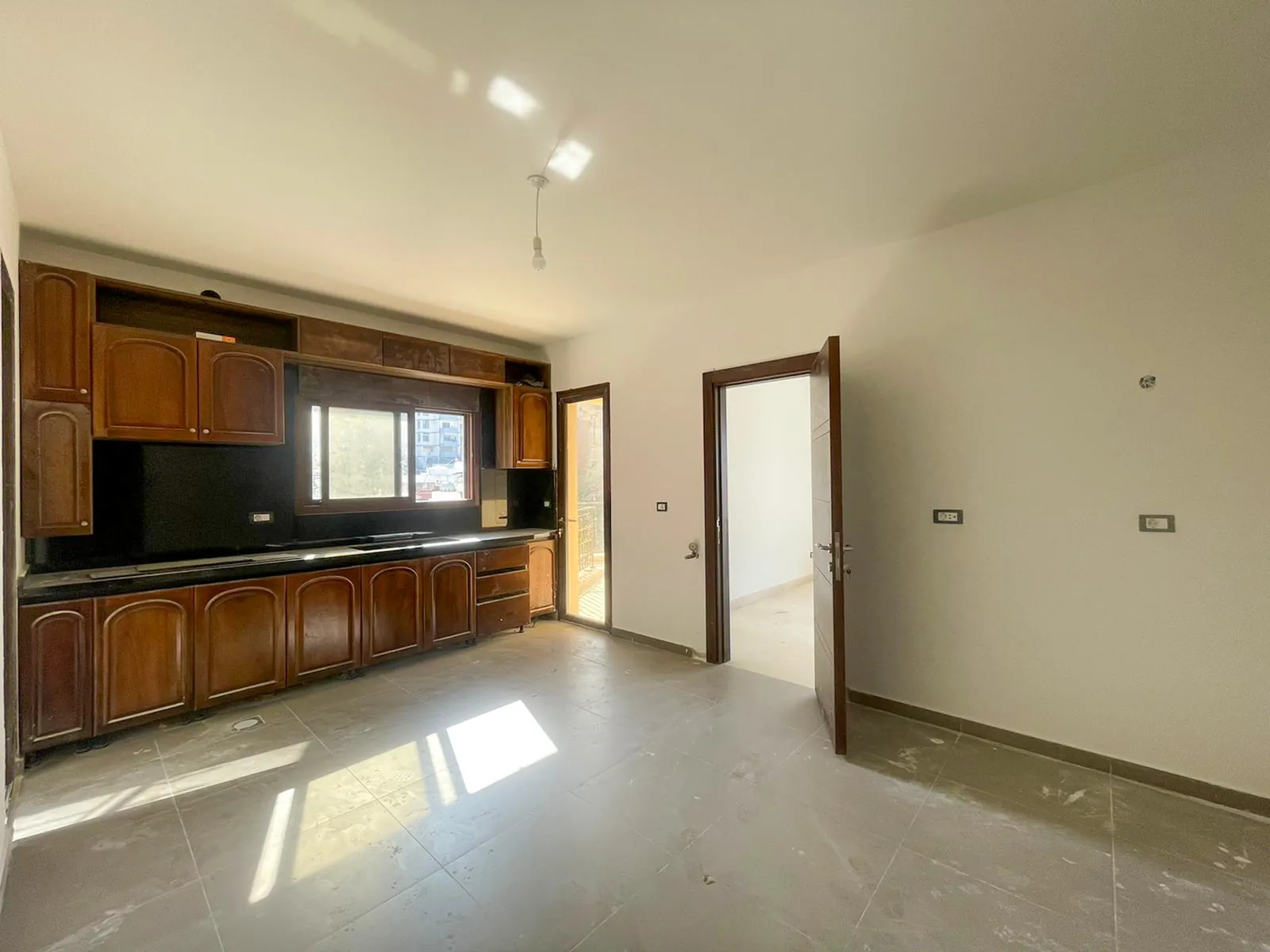 Apartment for Rent in Dik El Mehdi, Metn — الصورة 4