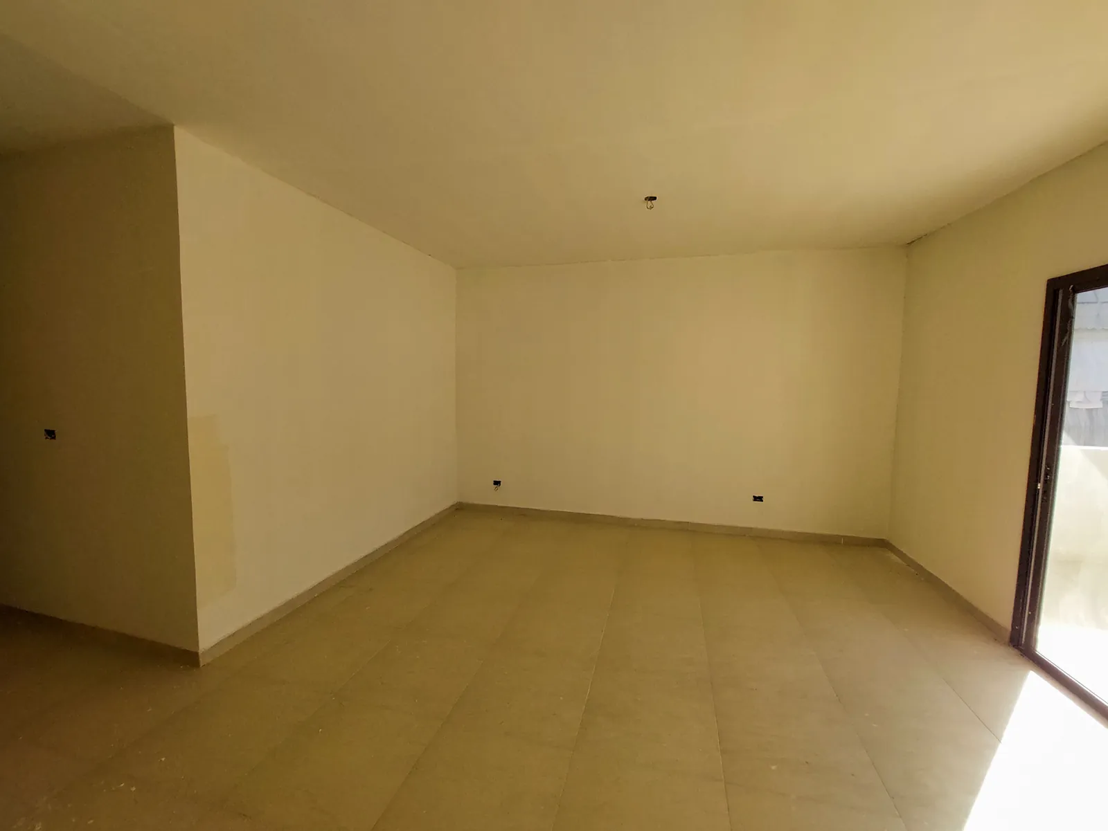Prime Location Apartment in Aoukar, Metn — photo 2