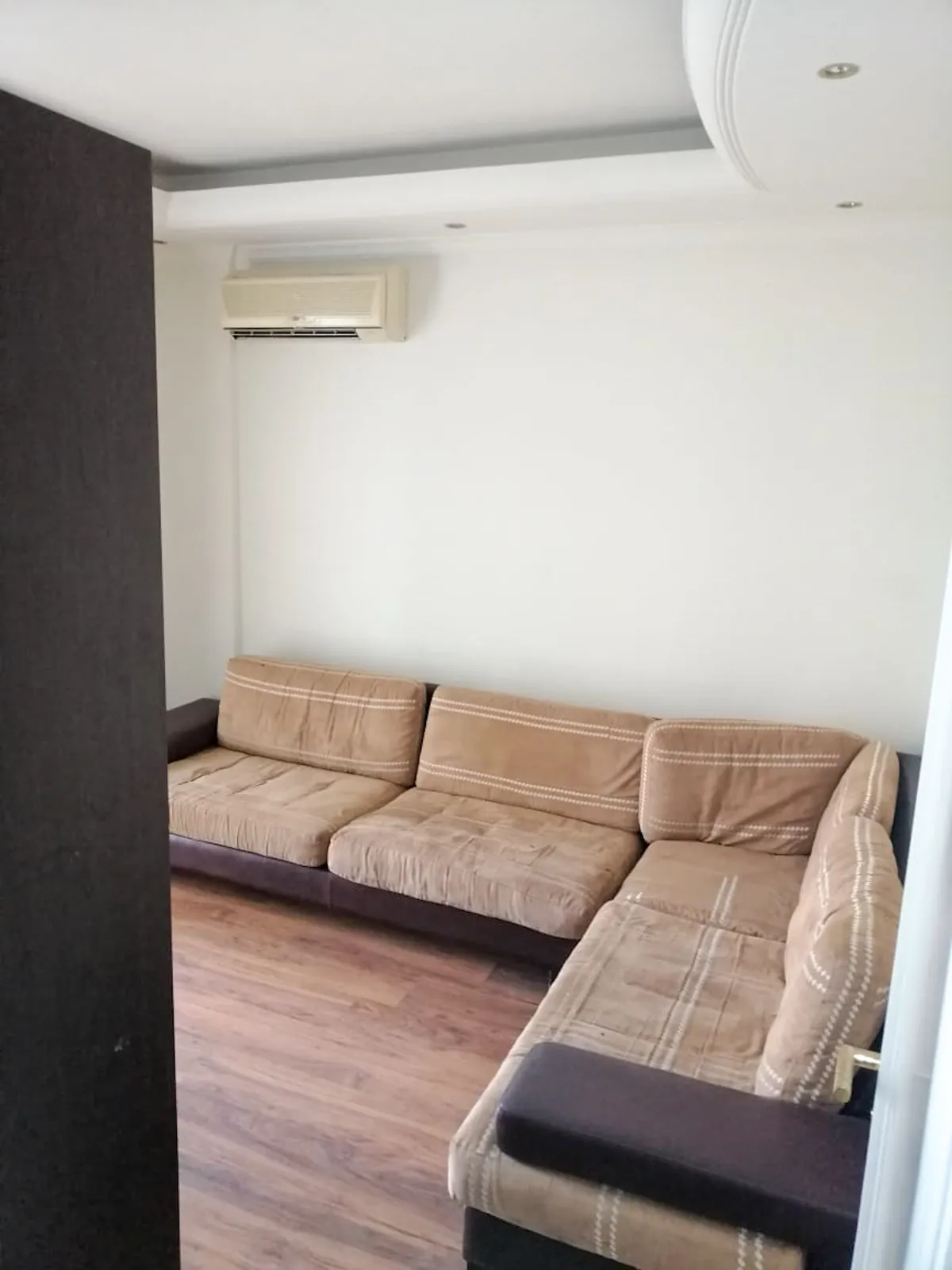 Semi-Furnished Apartment in Mazraat Yachouh, Metn with View — الصورة 2