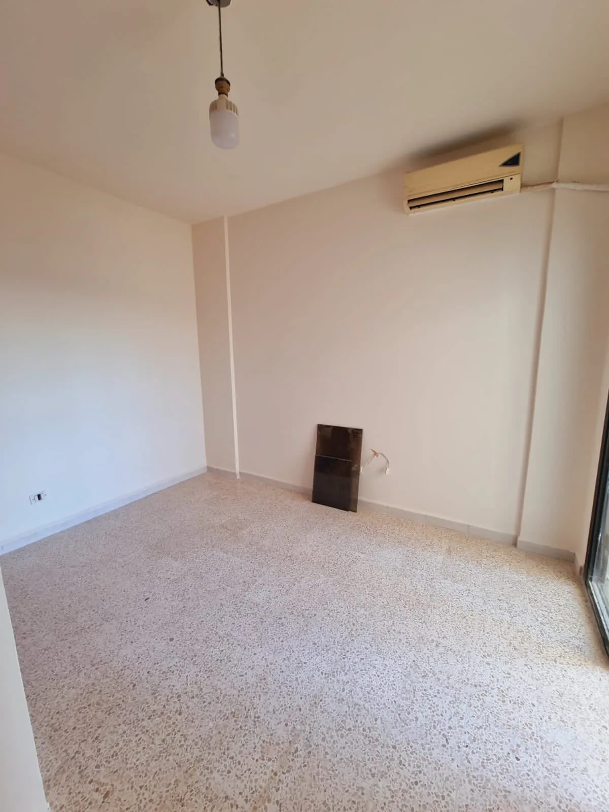 Spacious Apartment in New Rawda, Metn with Sea View — photo 5