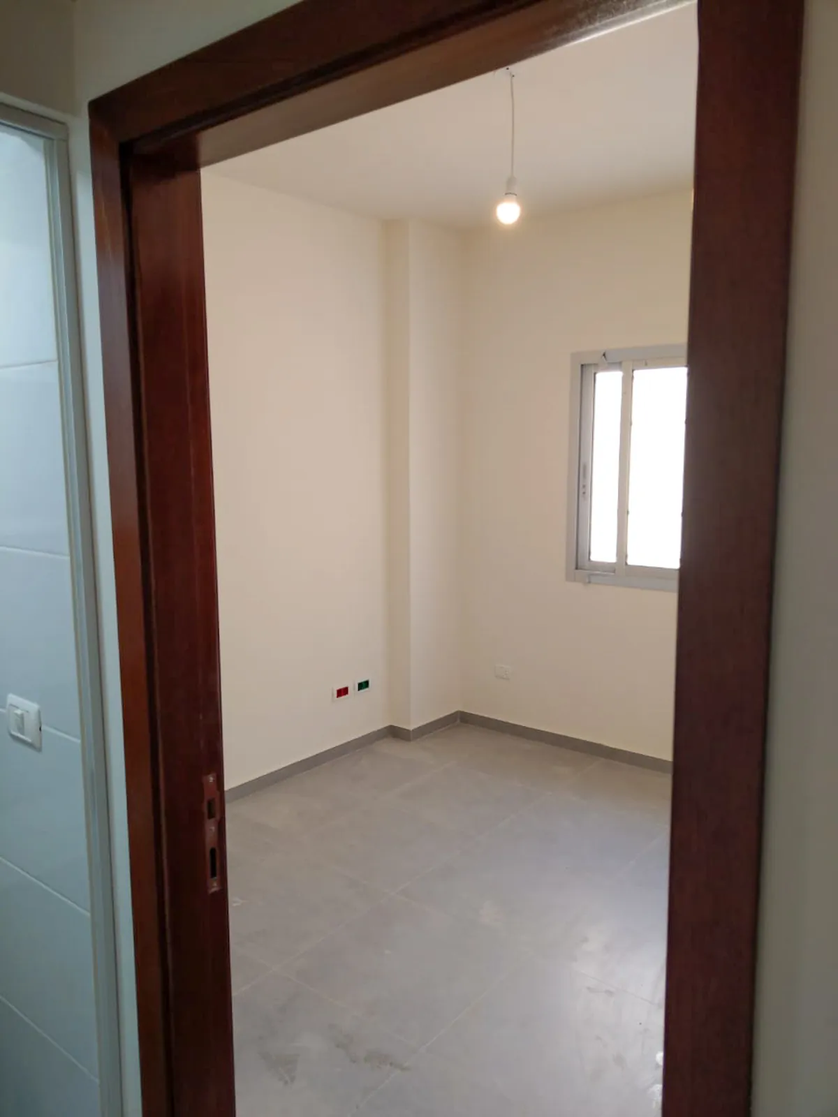 Office for Rent in Dbayeh, Metn — الصورة 2